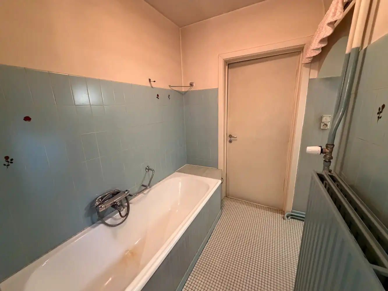 Vrijstaande woning met royale tuin foto 16