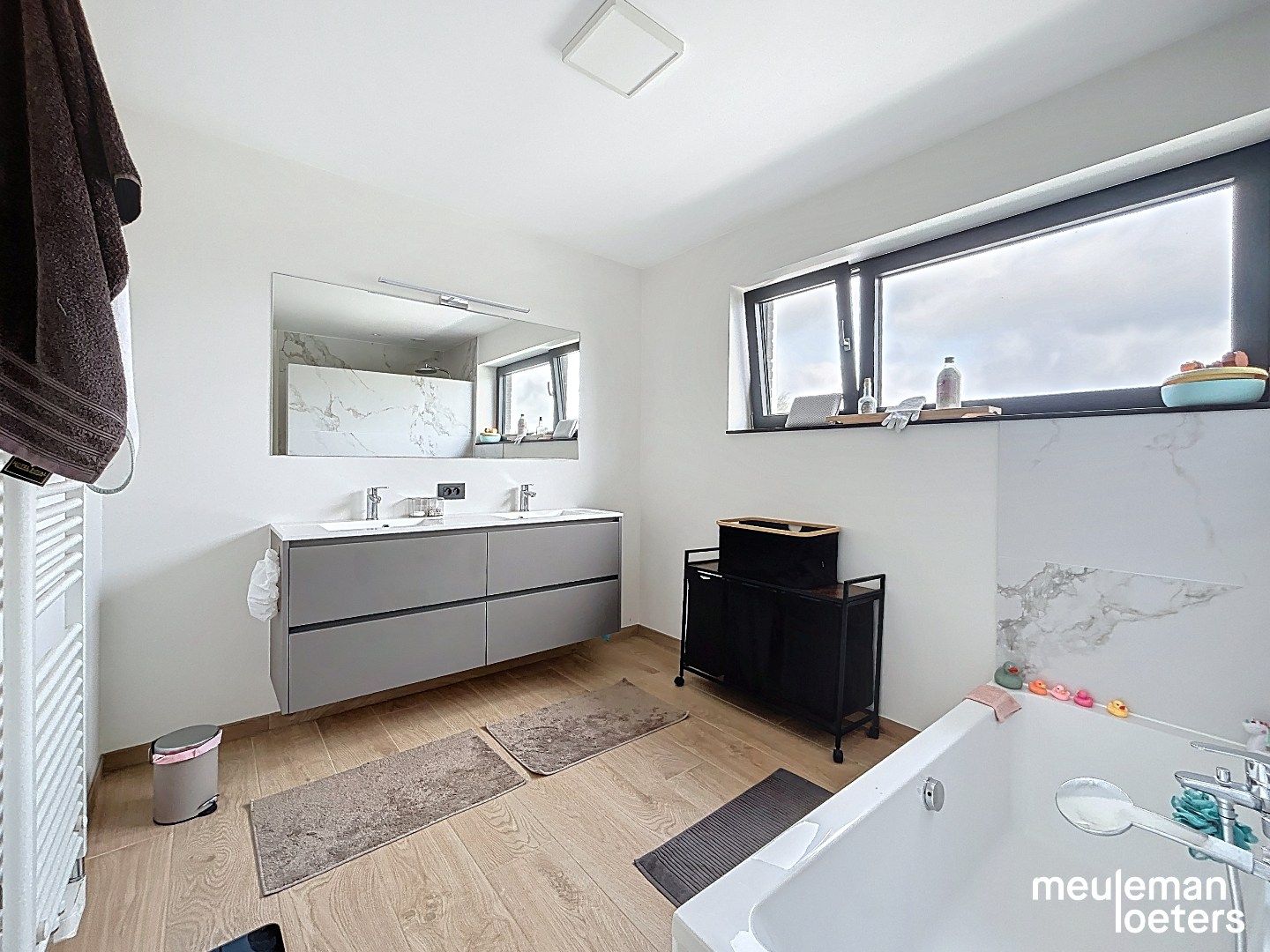 Recente woning op wandelafstand van commercieel centrum. foto 13