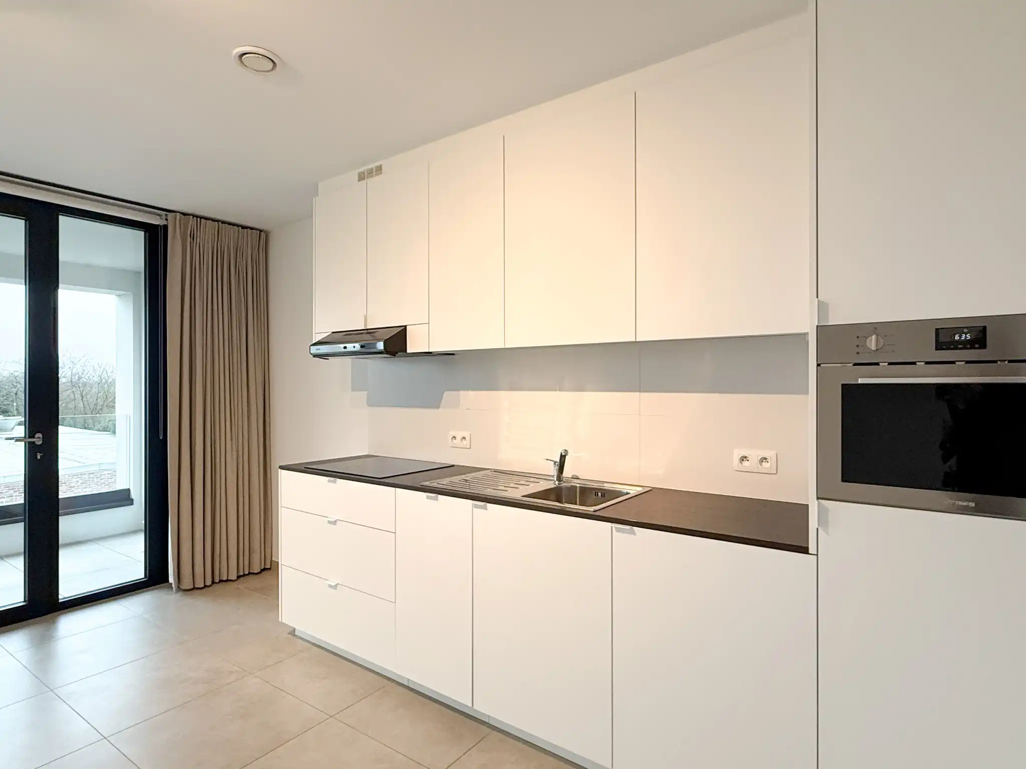 Centraal gelegen en instapklaar appartement met 1 slaapkamer foto 3