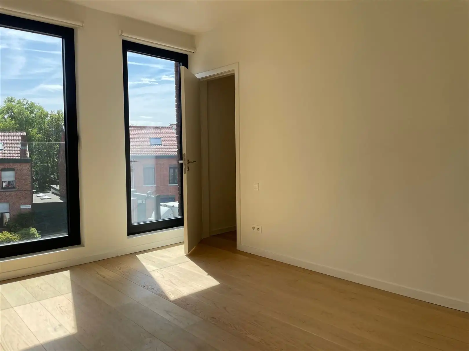 Recent appartement met twee slaapkamers in Ekeren foto 13