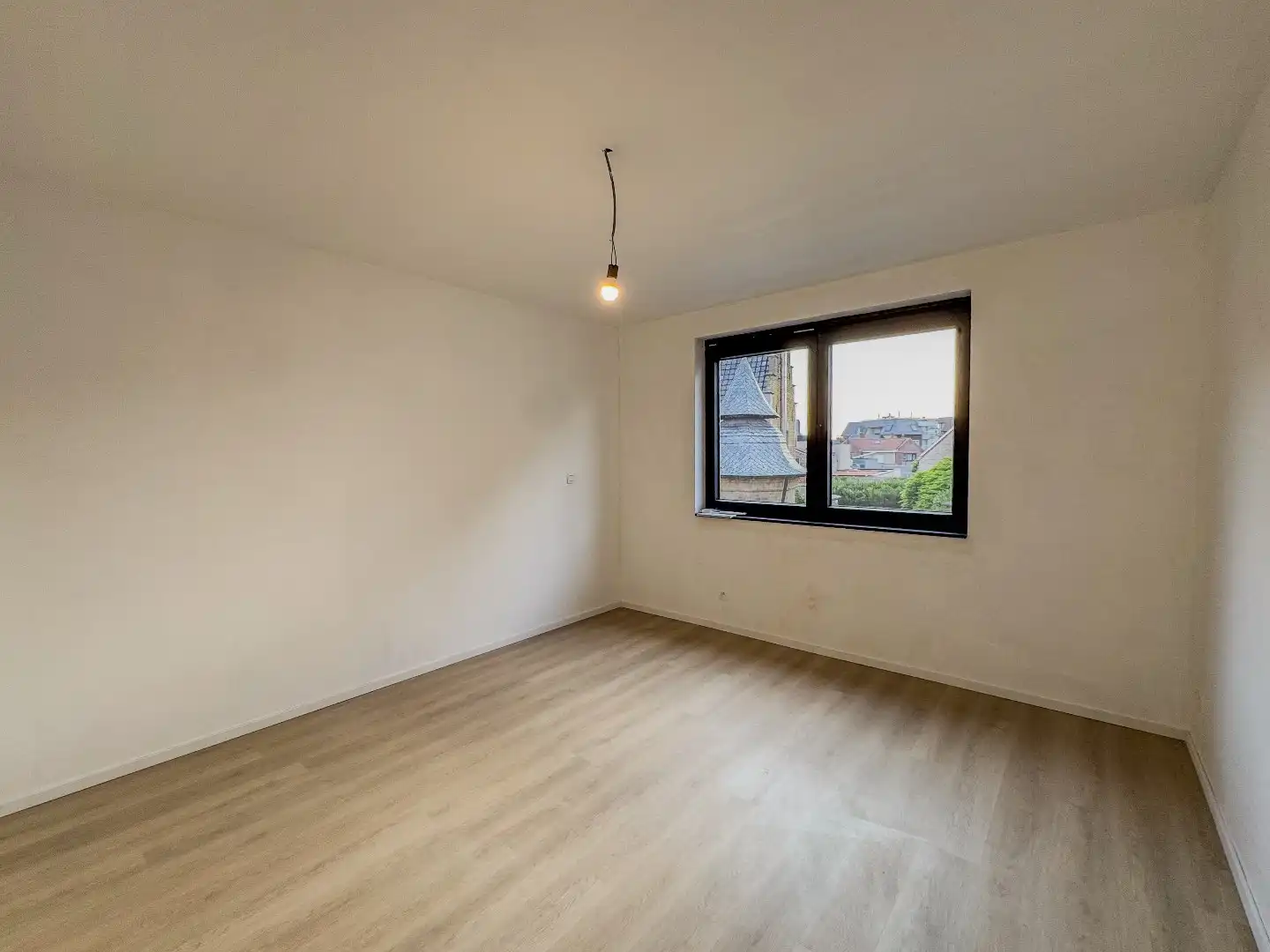 Gerenoveerde woning met 3 slaapkamers en gezellig stadstuin. foto 7