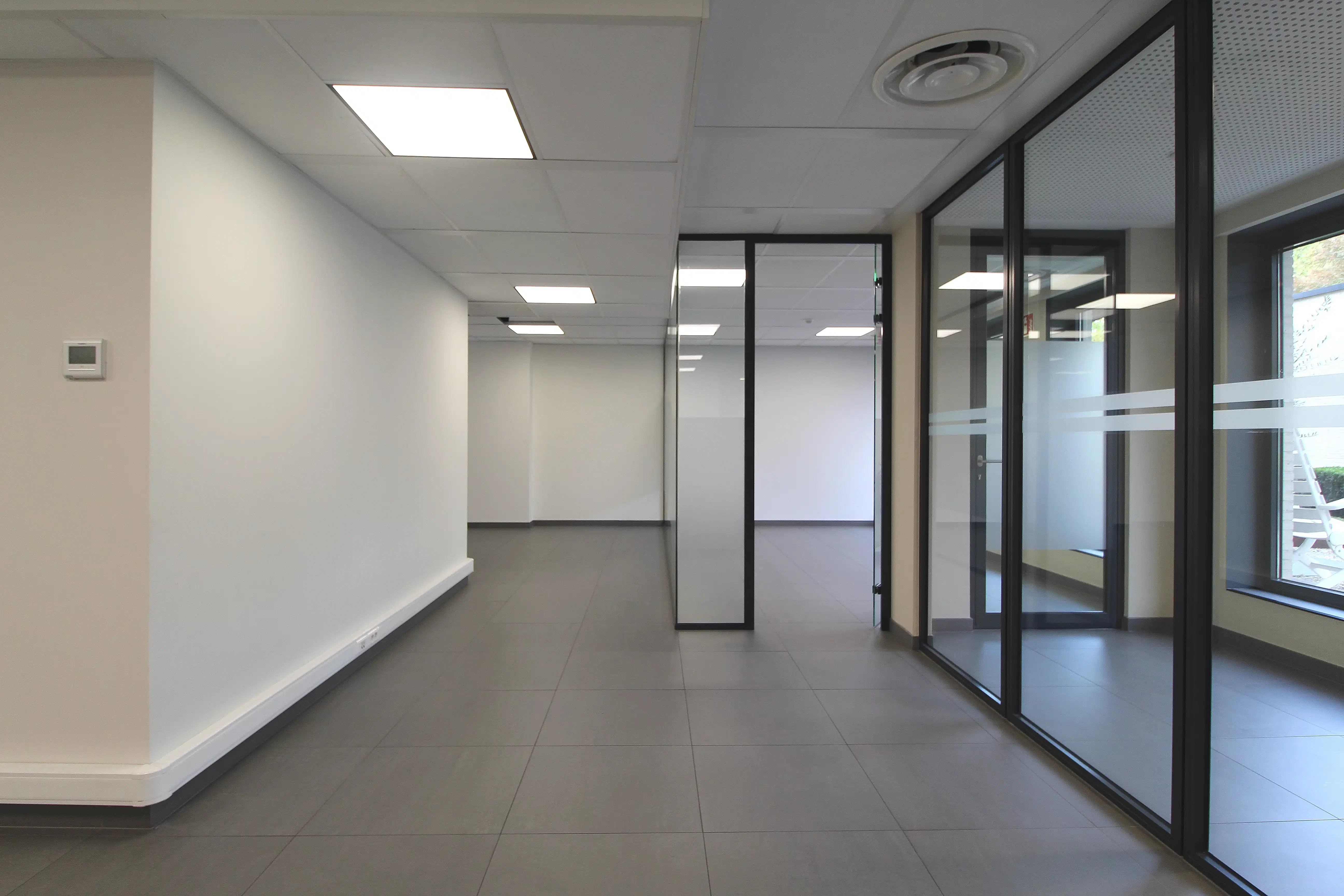 Uitstekende, centraal, gelegen kantoorruimte te Wetteren foto 6