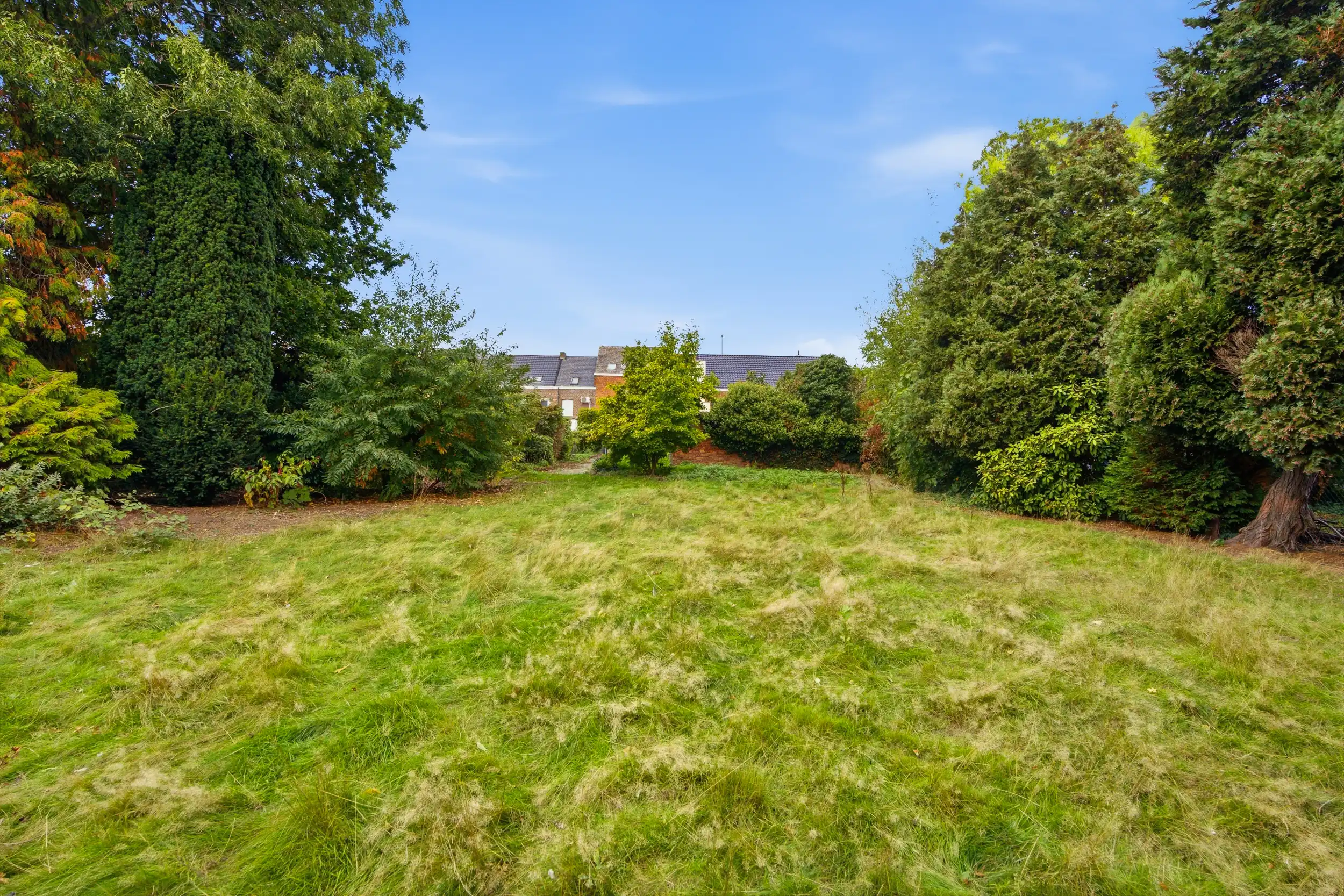 Charmante te renoveren woning op een perceel van 1.853 m² foto 16
