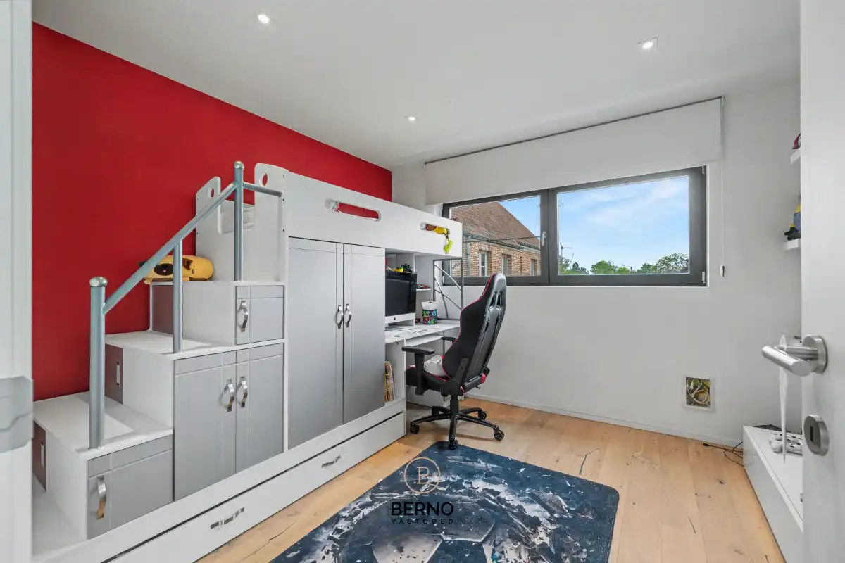 Exclusieve en moderne villa met luxe afwerking foto 19