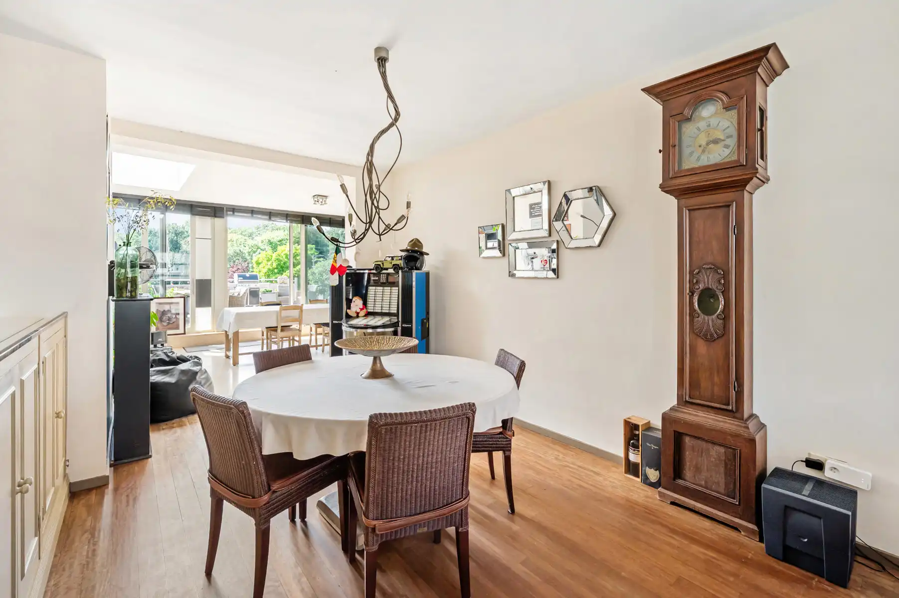 Grote woning met tal van mogelijkheden foto 12