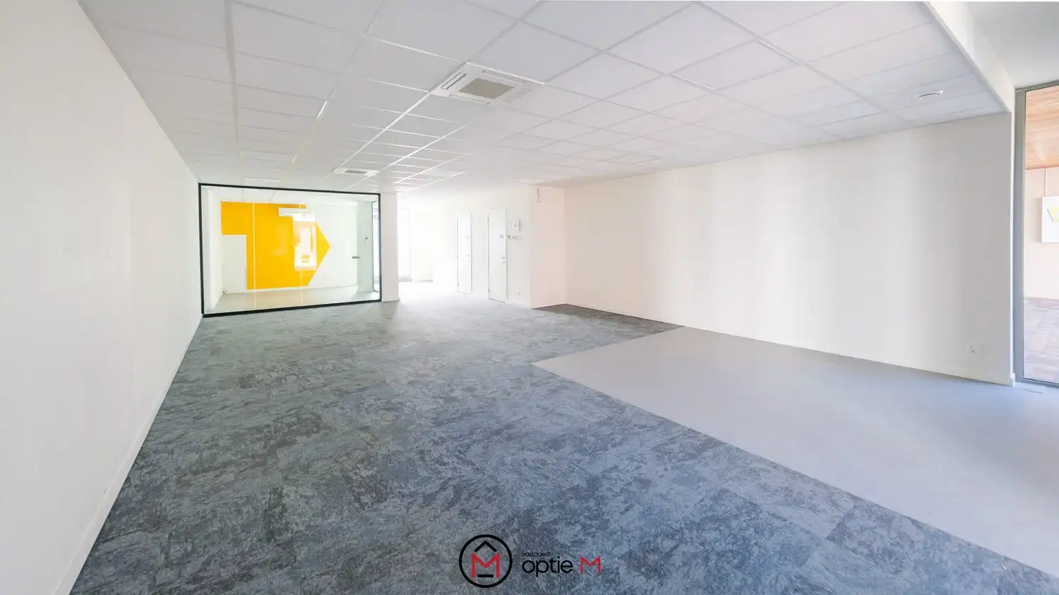 Kantoor te koop in het centrum van Beringen foto 3