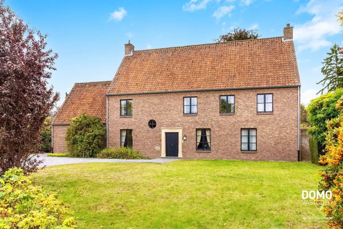 Exclusieve statige open bebouwing met zuid gerichte tuin in het centrum van Kermt (Hasselt) foto 3