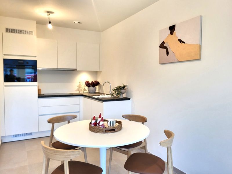 Modern 1 slaapkamer nieuwbouwappartement met prachtig duinenzicht foto 3