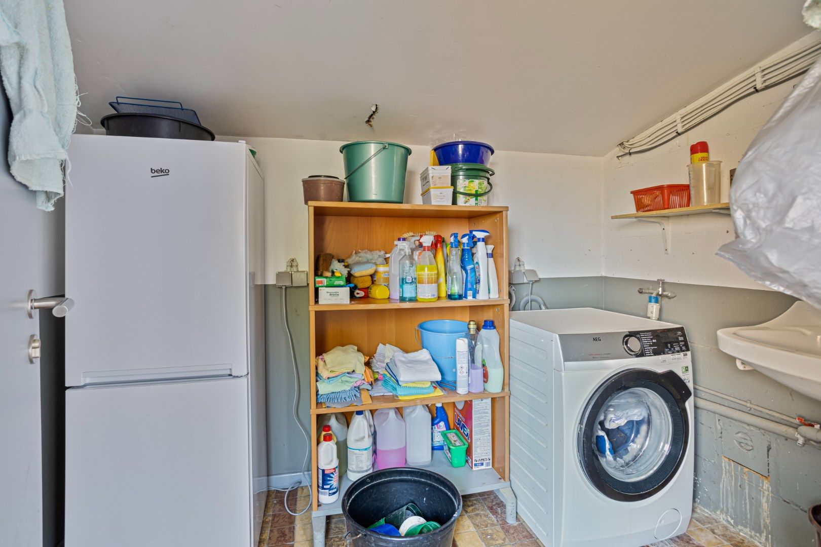 Te renoveren halfopen woning met 3 slaapkamers op een perceel van ca. 780 m² ! foto 24