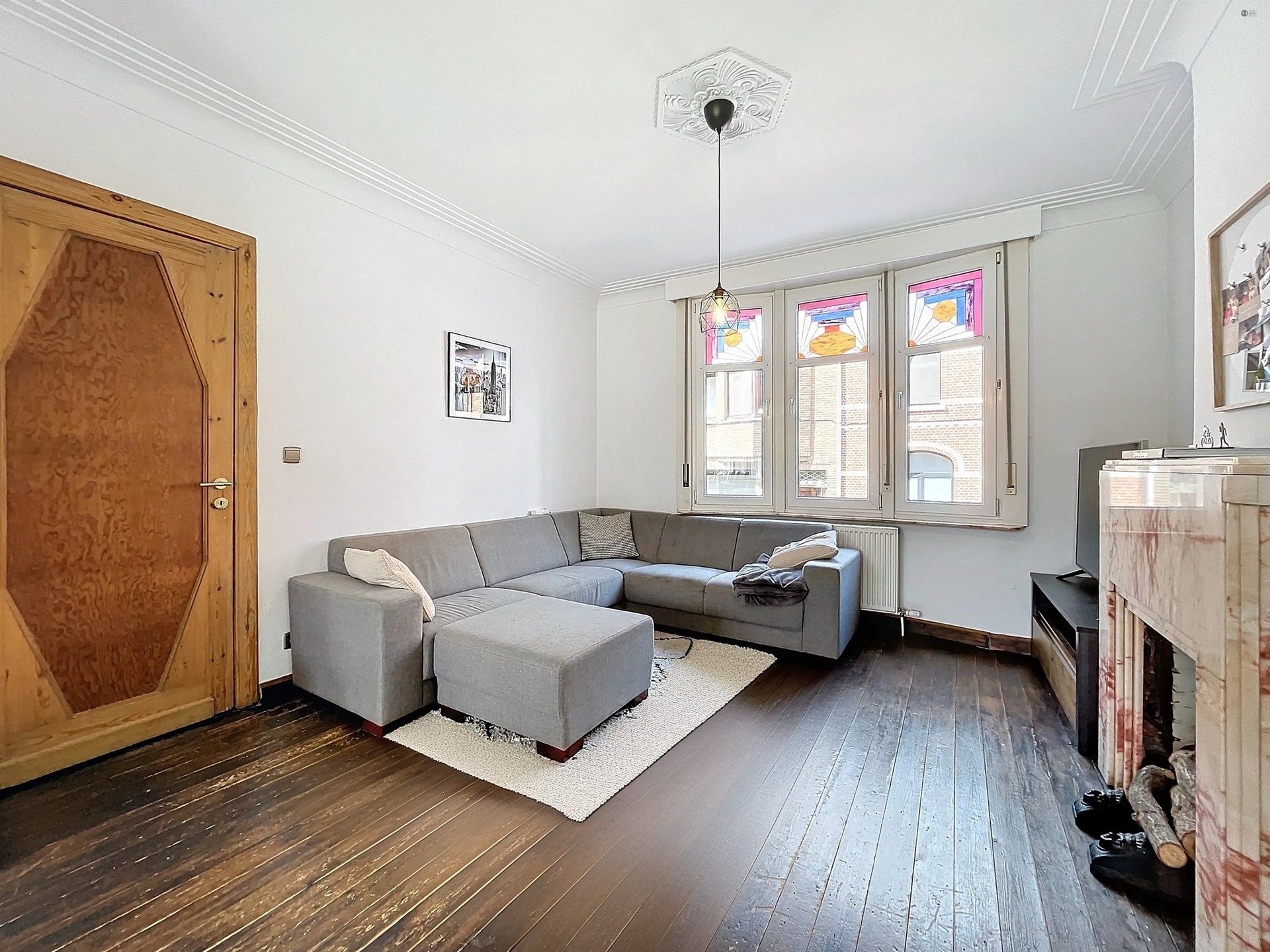 Prachtig herenhuis met 5 slaapkamers en zuid gerichte tuin in Sint-Niklaas. foto 2