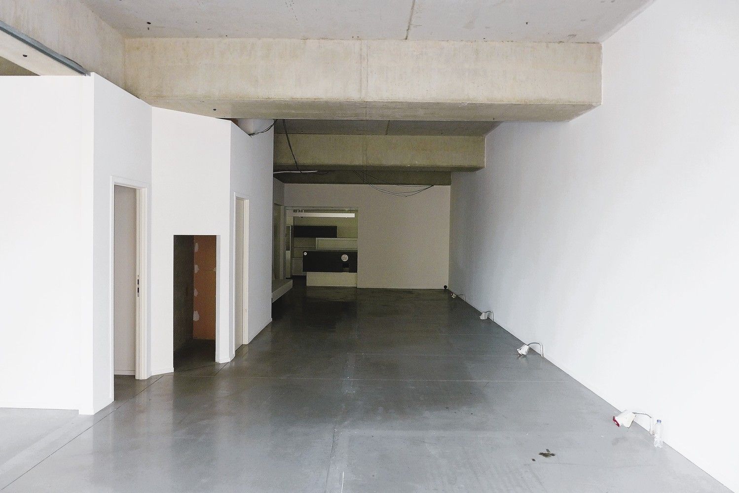 578m² Kantoren/showroom foto 17