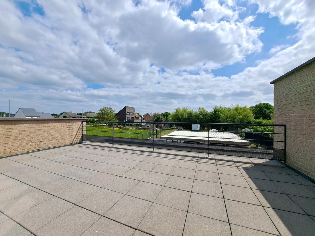 Stijlvol duplex appartement te Kermt foto 25