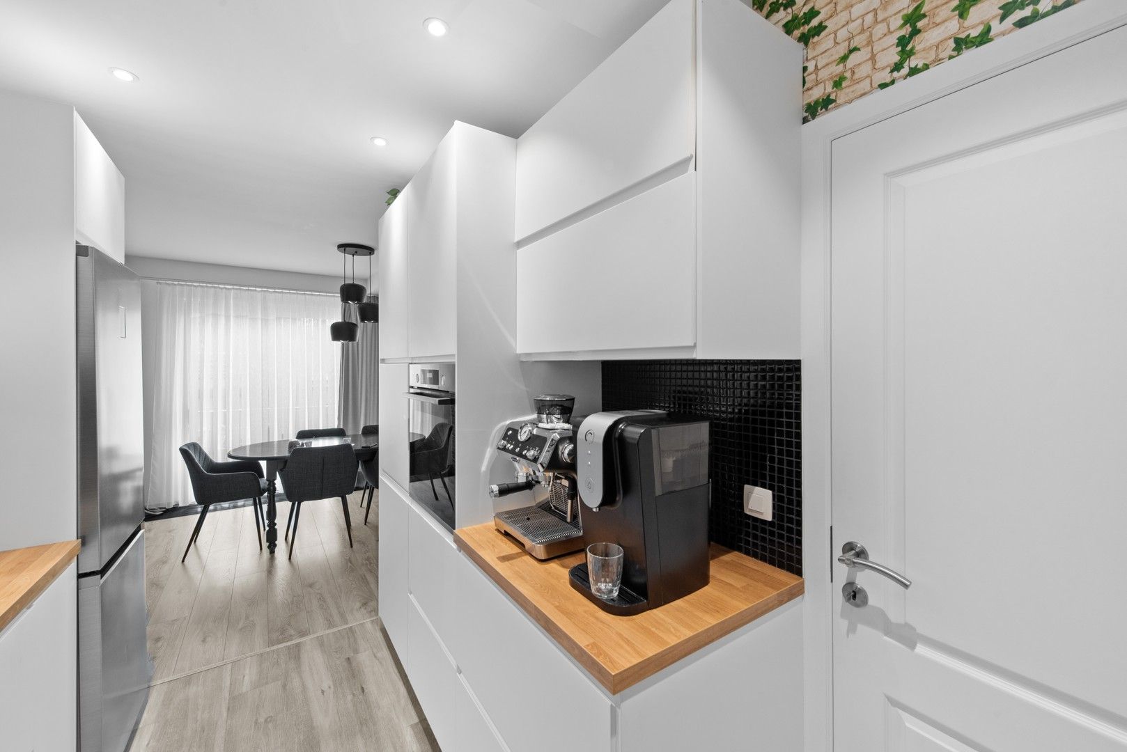 Spacieux appartement mansardé récemment rénové avec garage foto 10