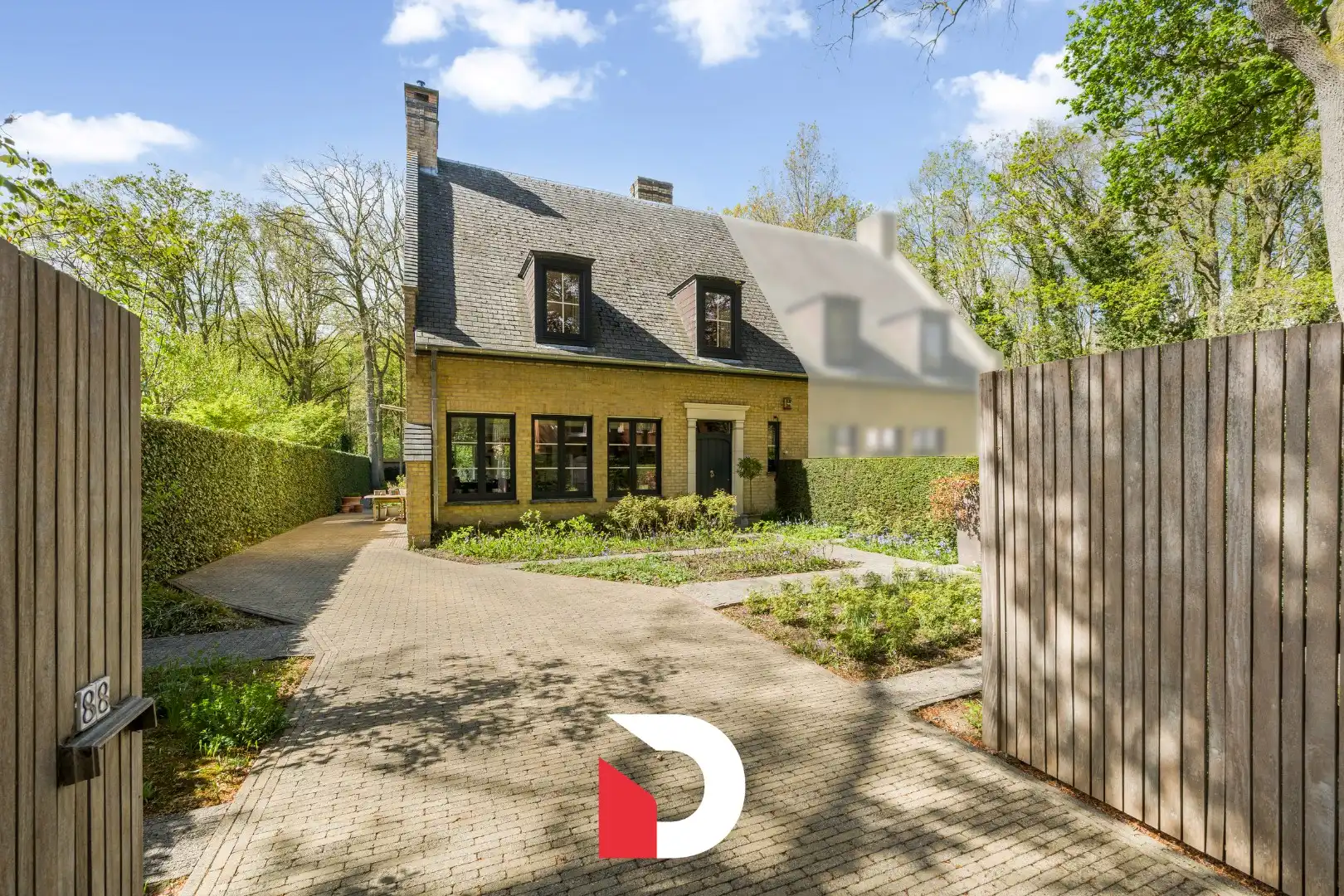 Statige halfopen woning op toplocatie te St-Kruis/Assebroek foto 26