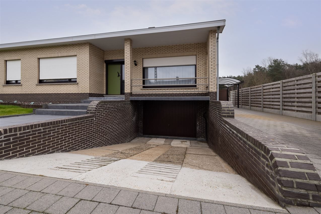Netjes onderhouden woning op 11a95 grenzend aan agrarisch gebied foto 29