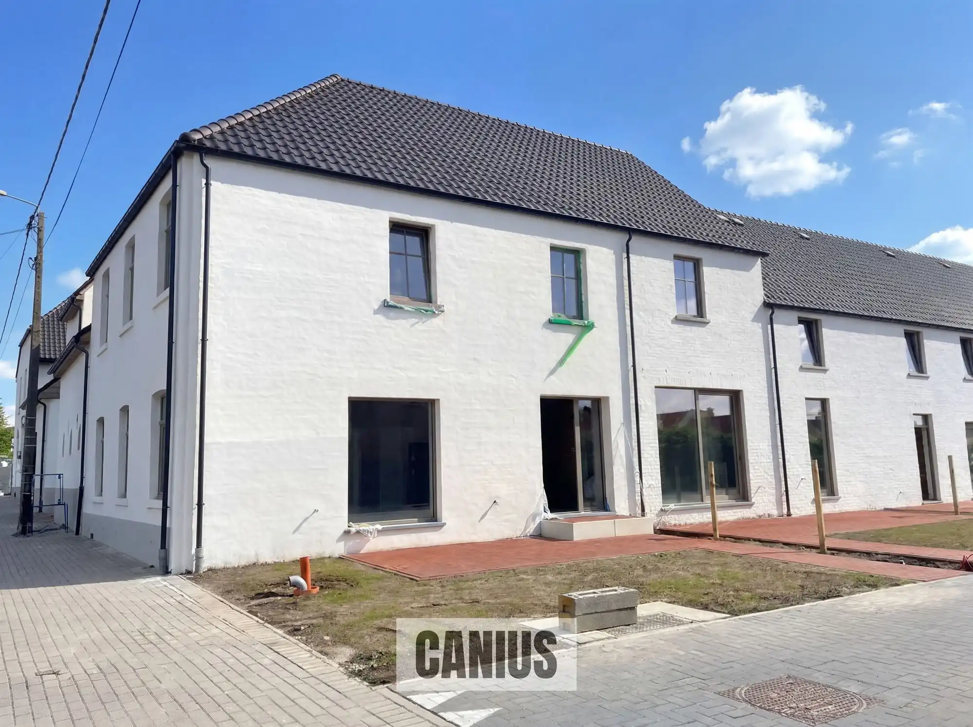WONEN IN DE PAREL VAN HASPENGOUW foto 3