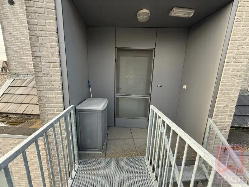 Dakapp met private parkeerplaats centrum Geel! foto 3