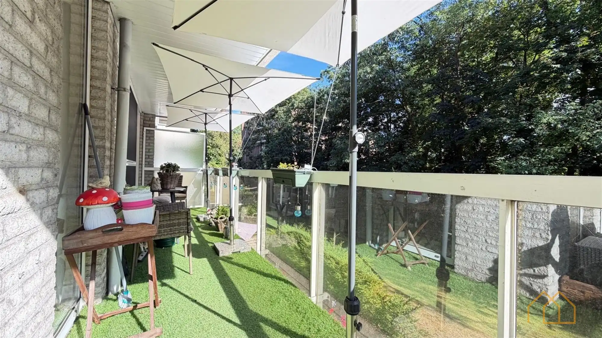 Groot hoek-appartement met 3 terrassen en dubbele garage foto 10