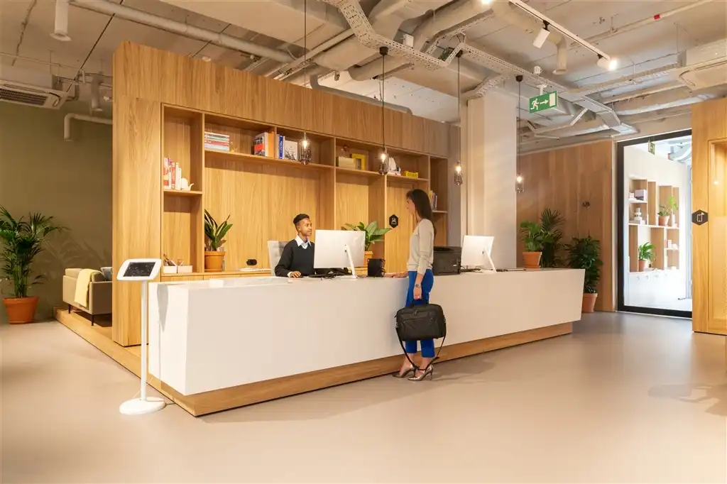 BUSINESS CENTER SPACES - Gaston Crommenlaan foto 3