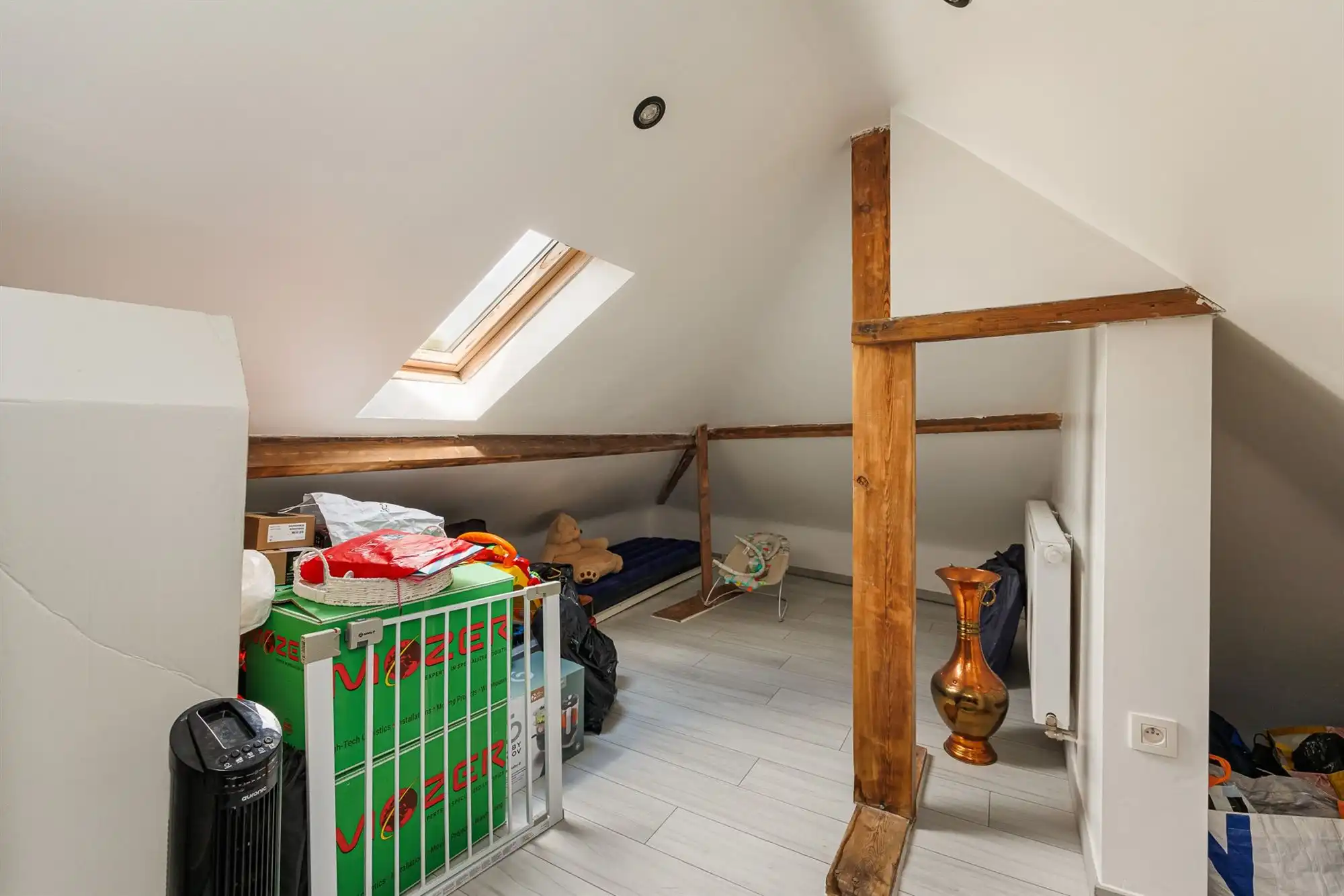 Triplex appartement met handelspand op gunstige locatie foto 13