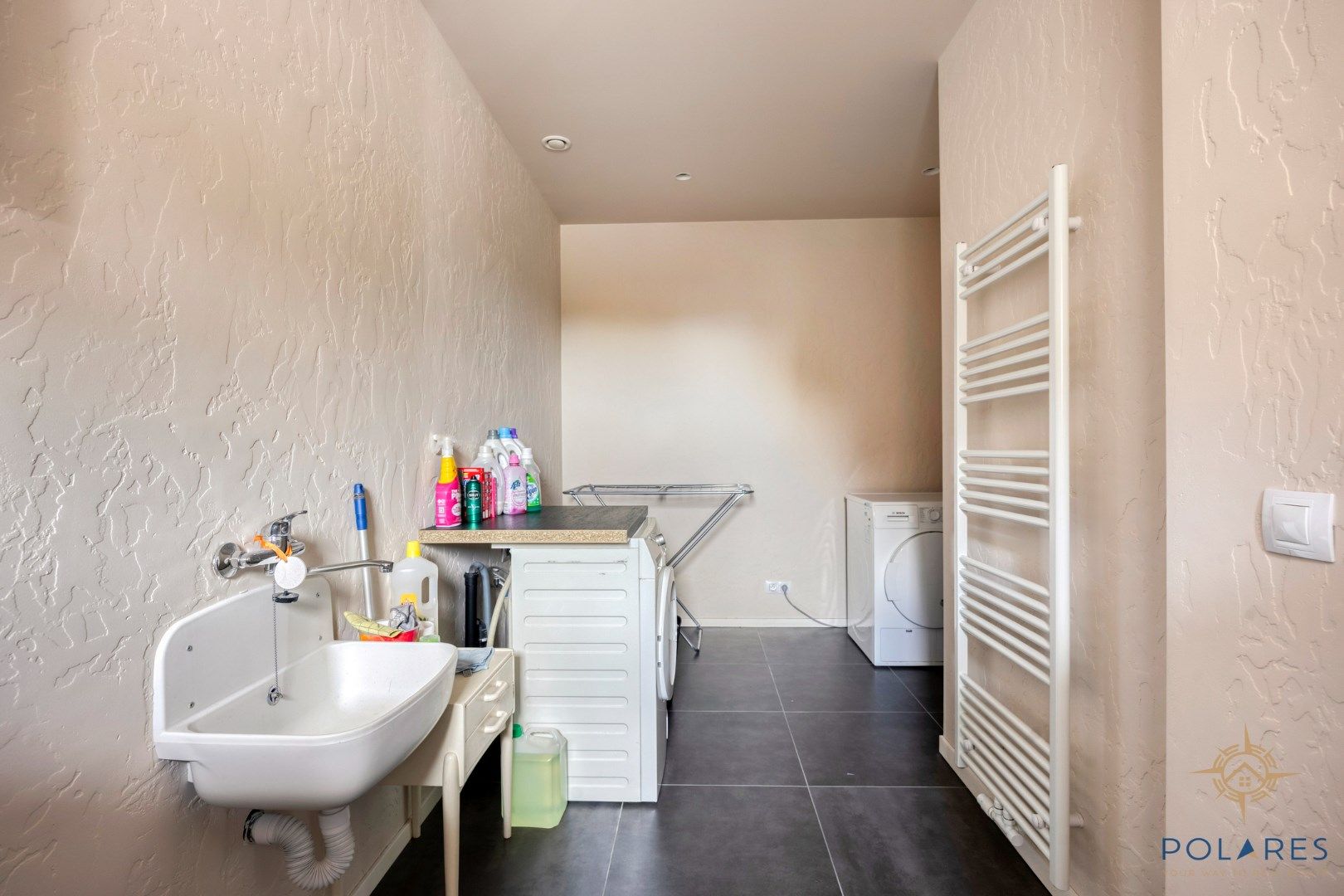 Karaktervolle, volledig gerenoveerde woning foto 11
