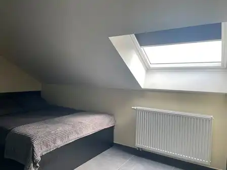 Uniek handelspand en duplex-appartement met terras foto 8