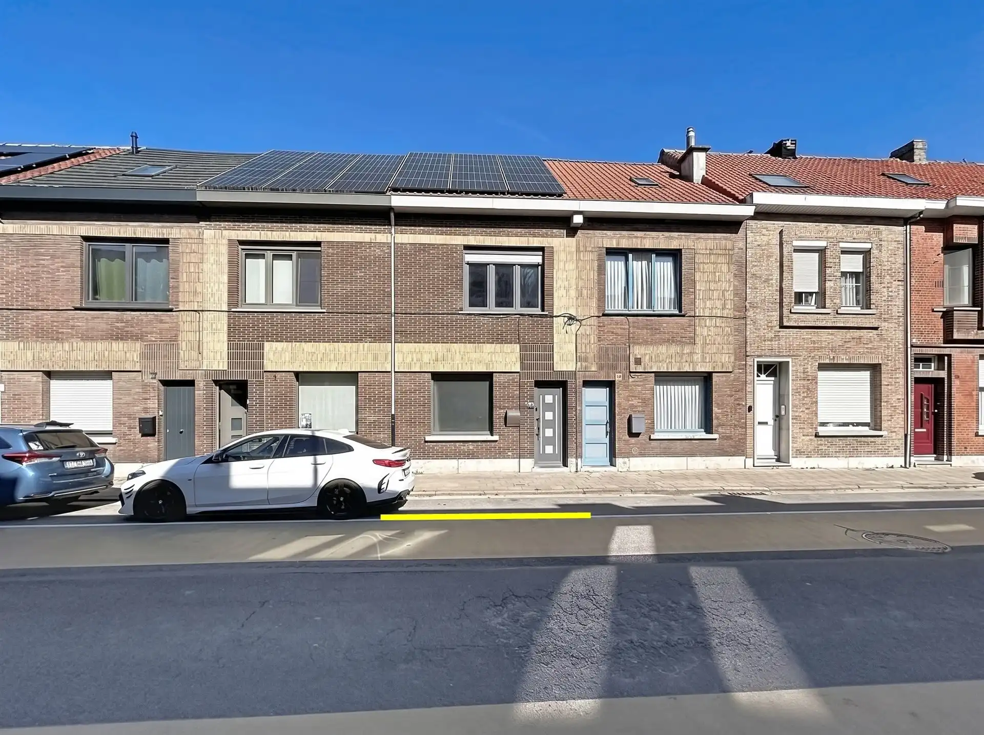 Prachtige gezinswoning met 3 slaapkamers en grote tuin  in hartje Sint-Niklaas! foto 18