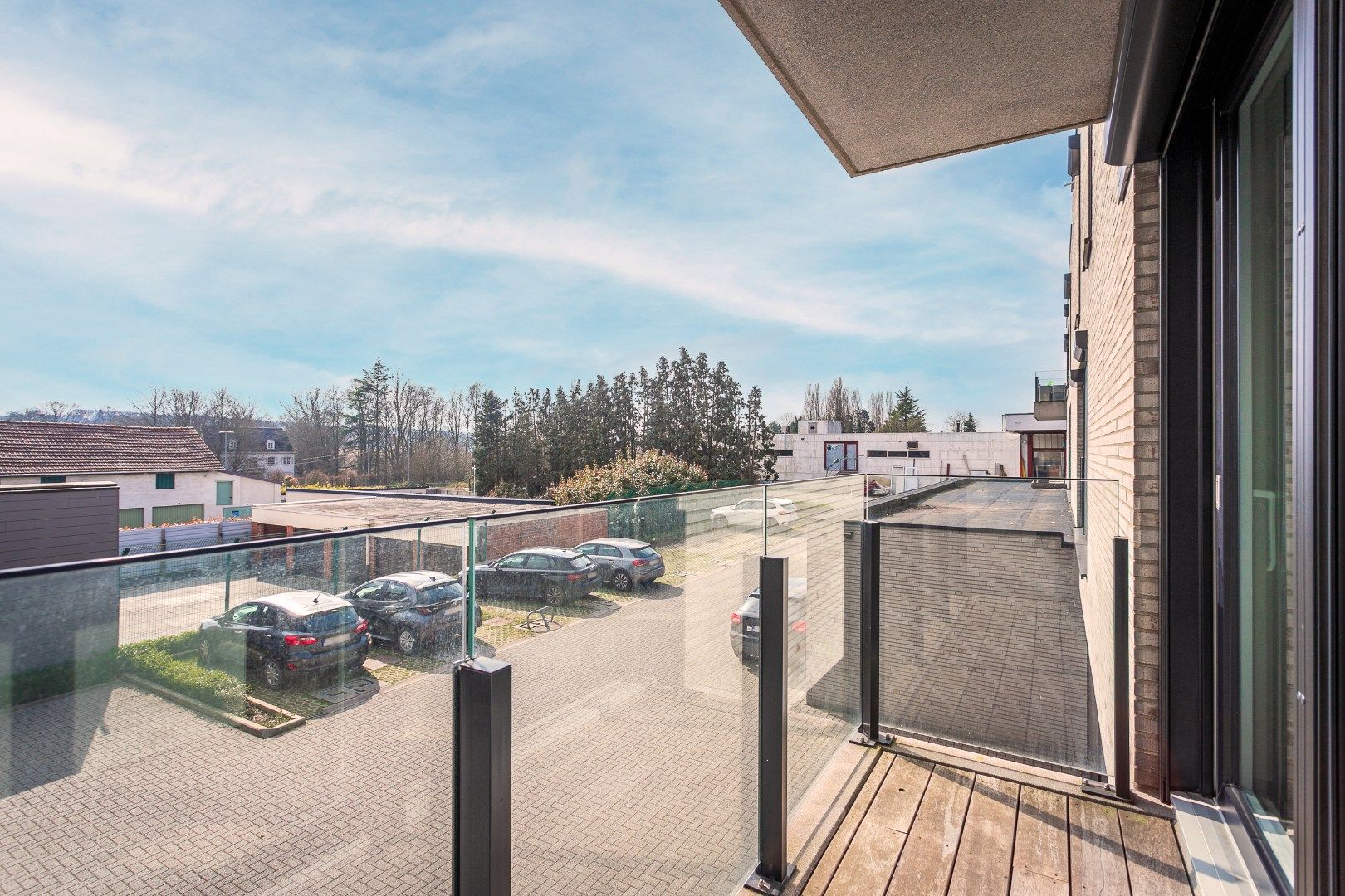 Recent, energiezuinig appartement met 2 slpks, 2 terrassen en autostaanplaats foto 14