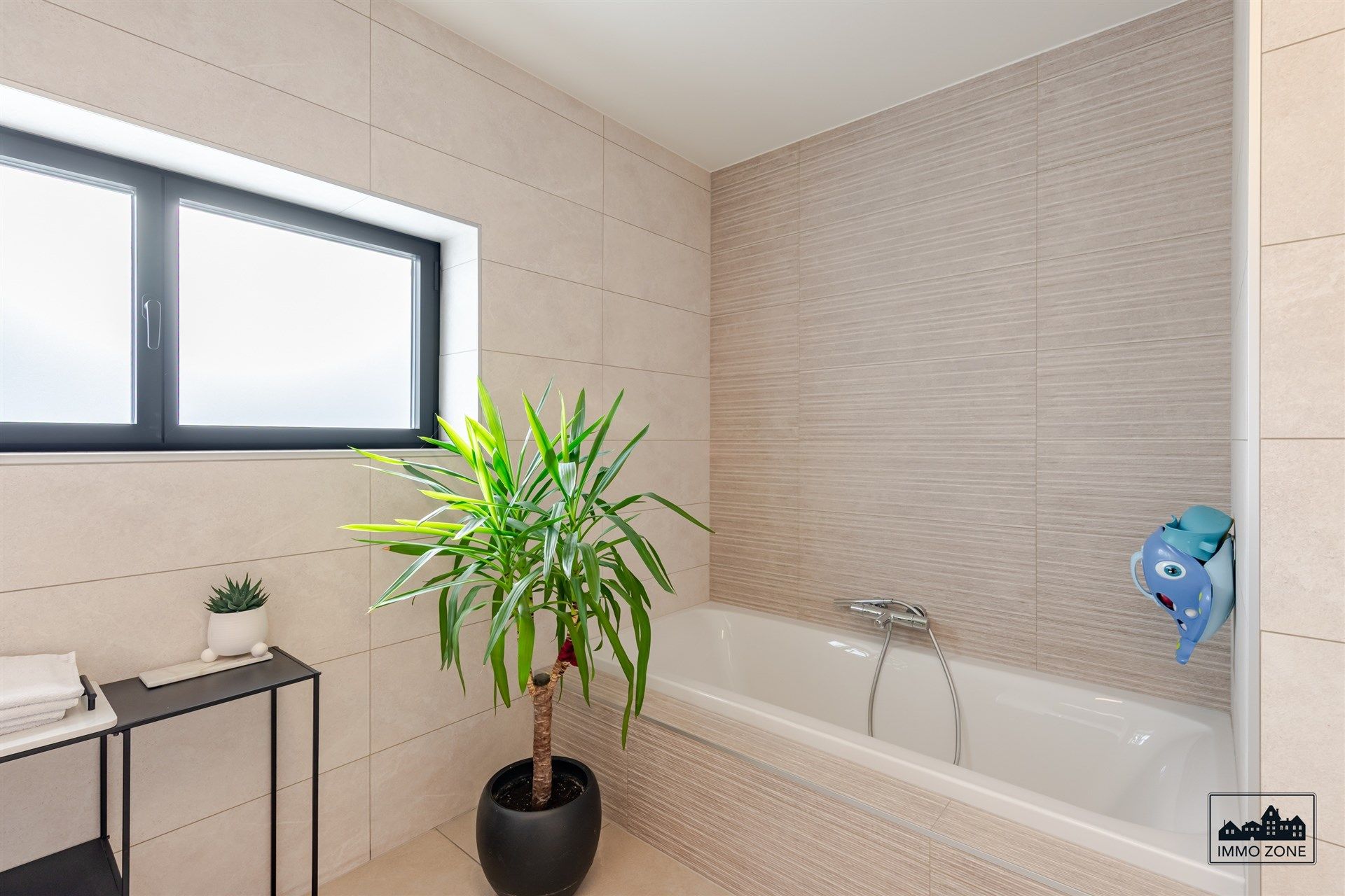 Zeer ruime moderne recente woning te centrum Sint-Niklaas foto 17