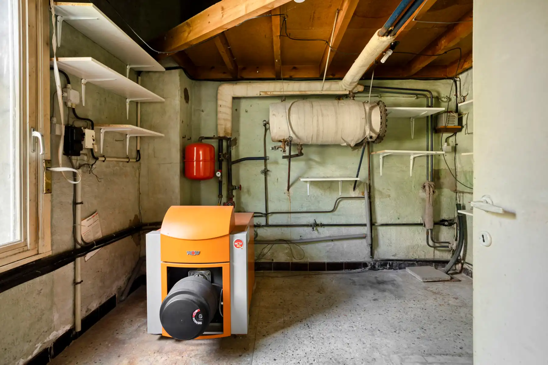 Te renoveren woning met 3 slpk op toplocatie in Malderen foto 15
