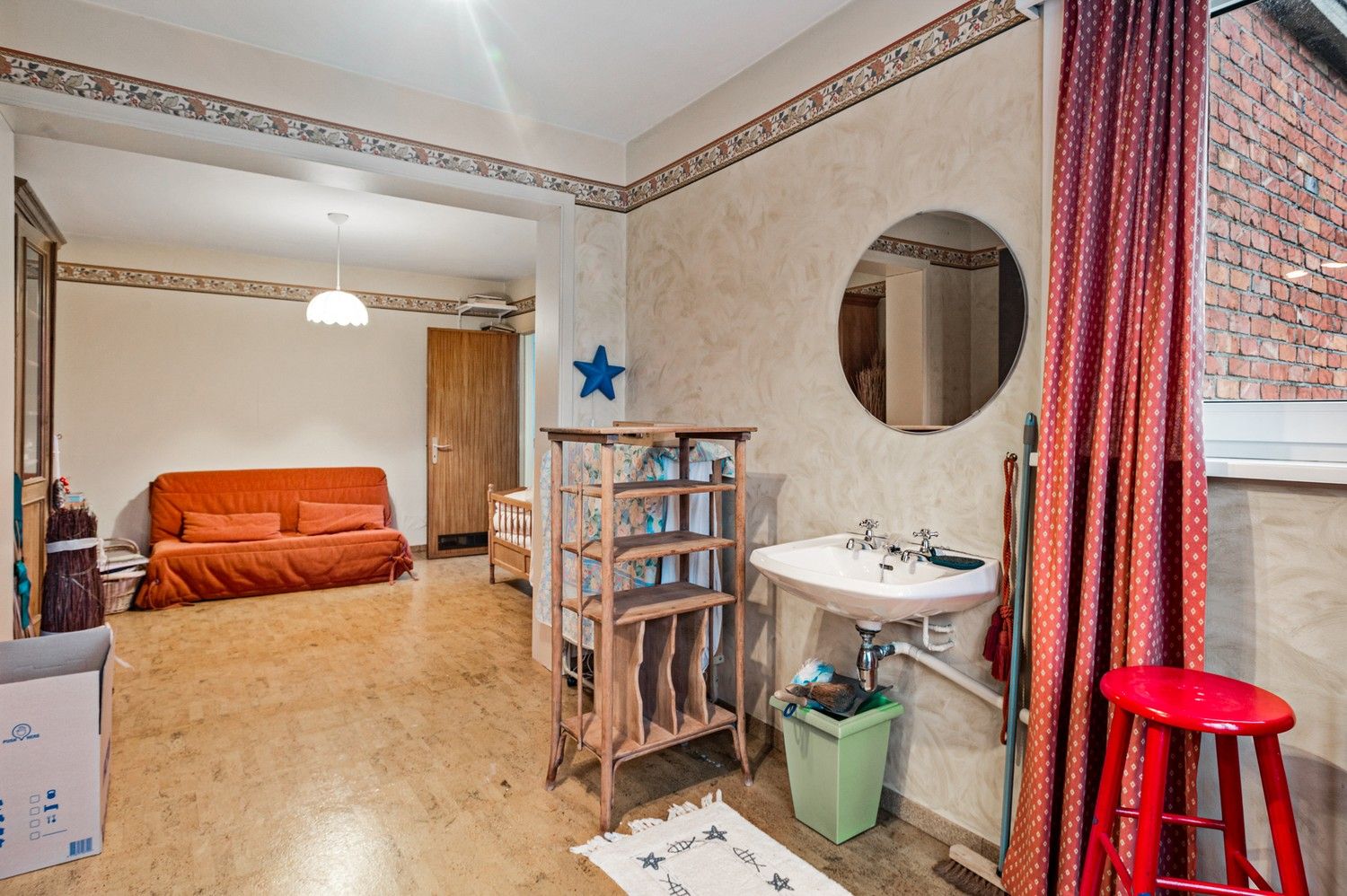 Ruime halfopen bebouwing met garages op uitstekende ligging foto 16