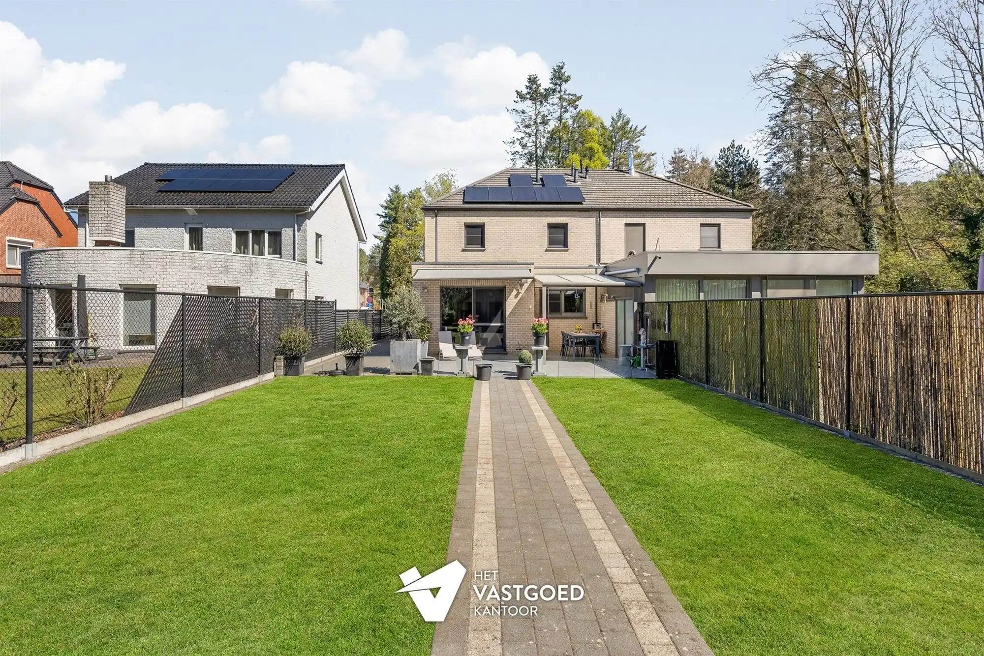 PERFECT ONDERHOUDEN GEZINSWONING MET 3 SLAAPKAMERS OP 7A27CA IN HET RUSTIGE KORSPEL foto 28