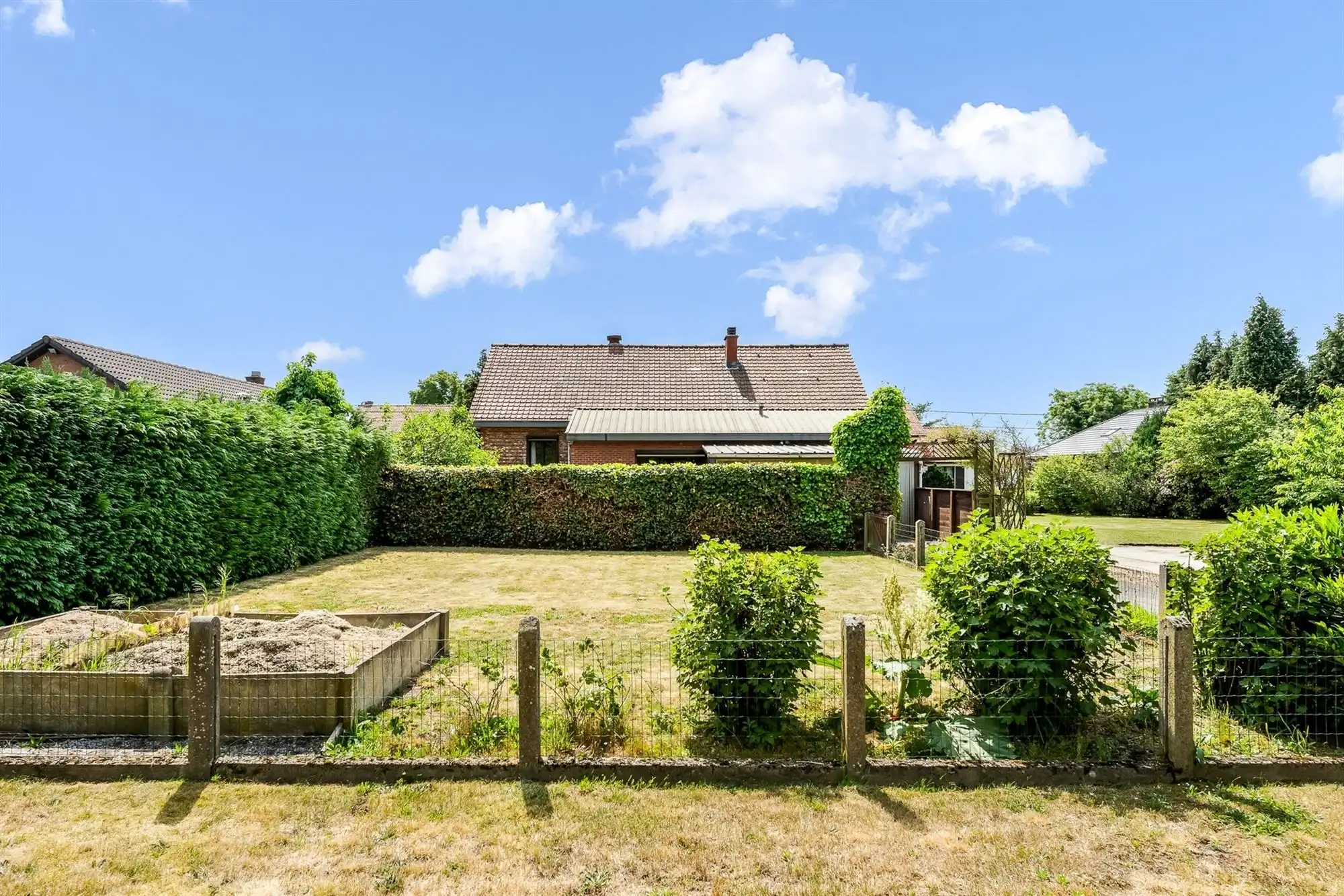 GOED ONDERHOUDEN WONING MET POTENTIEEL OP LEUKE LIGGING! foto 25