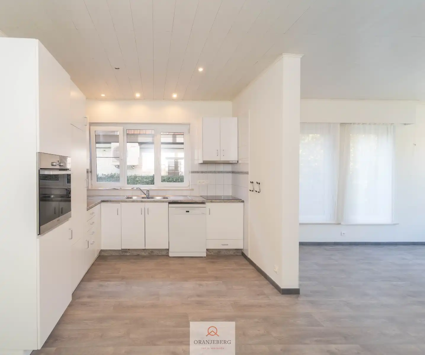 Schitterend gelegen woning met tuin in Mariakerke! foto 8