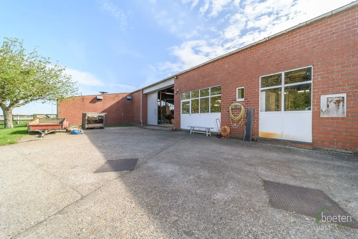 Alveringem: polyvalent eigendom met woonhuis en loodsen en met tal van mogelijkheden op strategische ligging op 4.672m² totale grondopp. foto 17