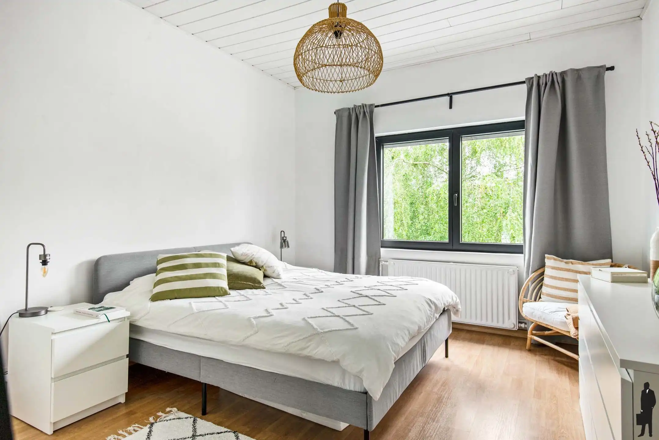 Instapklare gezinswoning met 3 slaapkamers en gezellige tuin foto 16