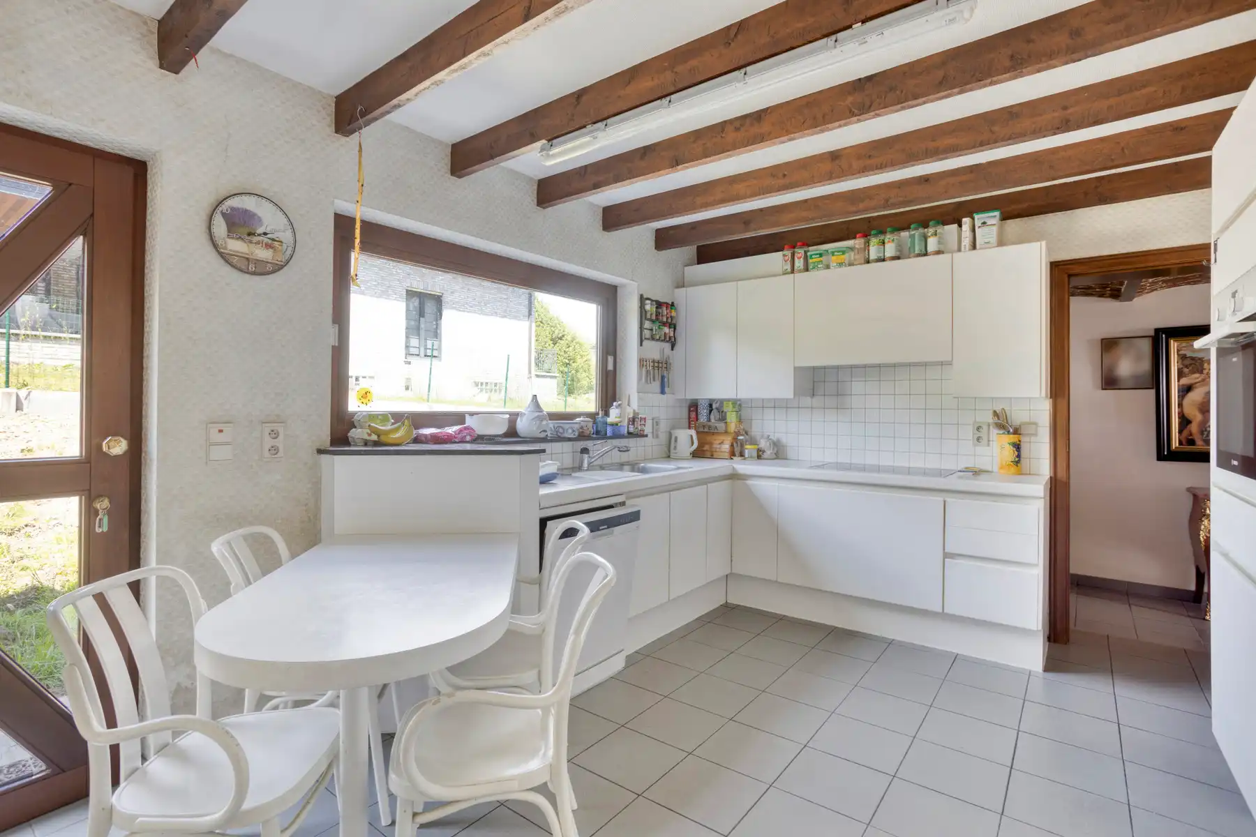 Karaktervolle woning met bouwgrond op perceel van 2.368 m²  foto 10