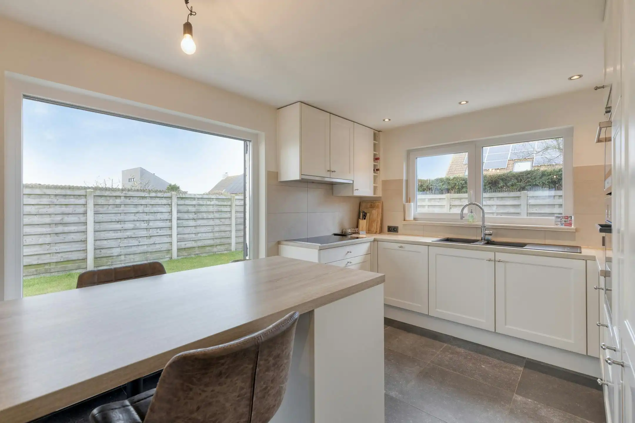 Instapklare alleenstaande woning te koop te Blankenberge foto 4