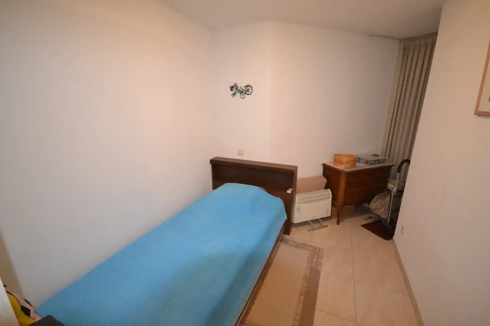 Twee slaapkamer appartement op enkele stappen van de zeedijk ! foto 9