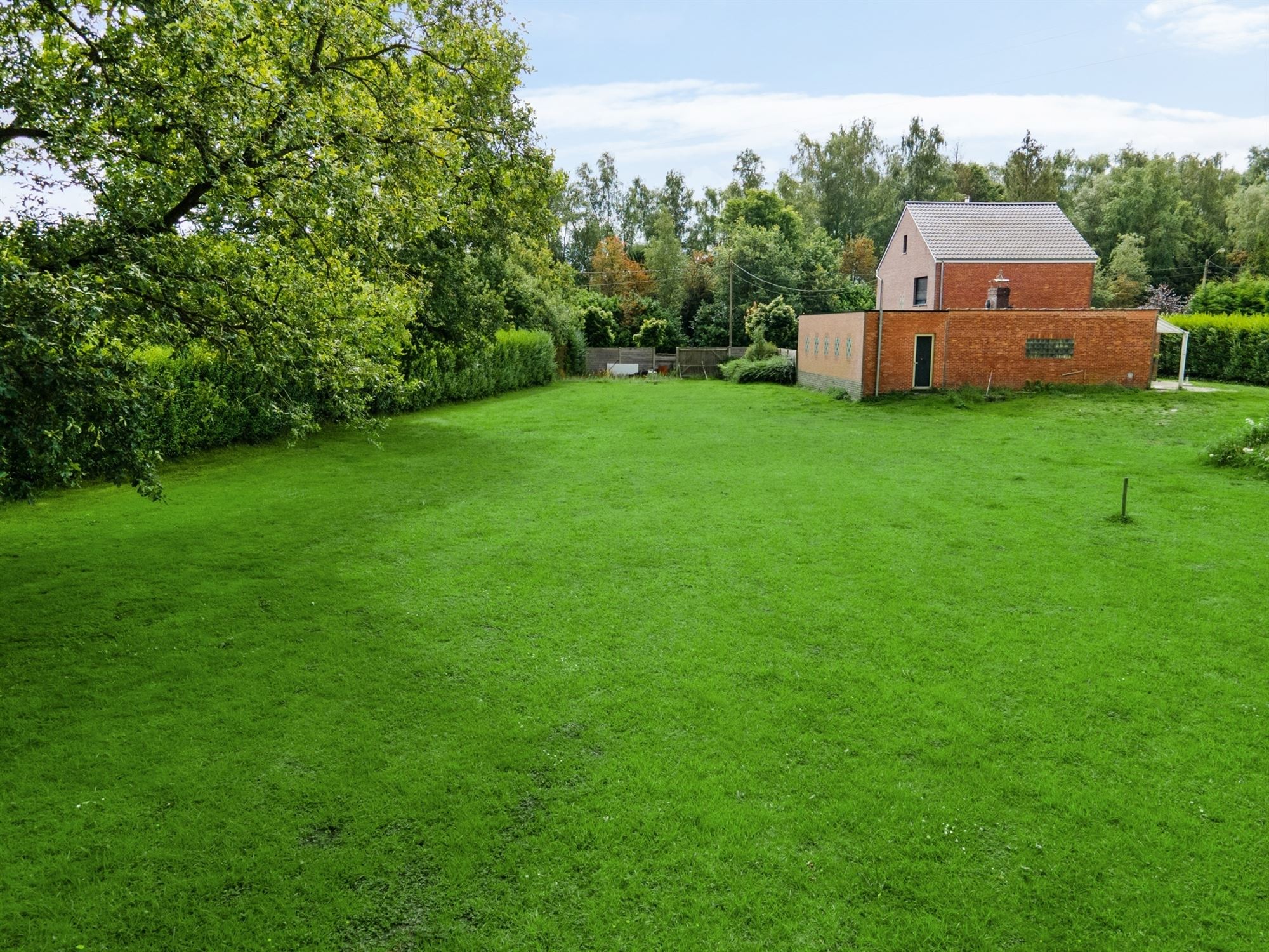 Ruim perceel voor open bebouwing met zicht op achterliggend groen te Beerzel foto 3