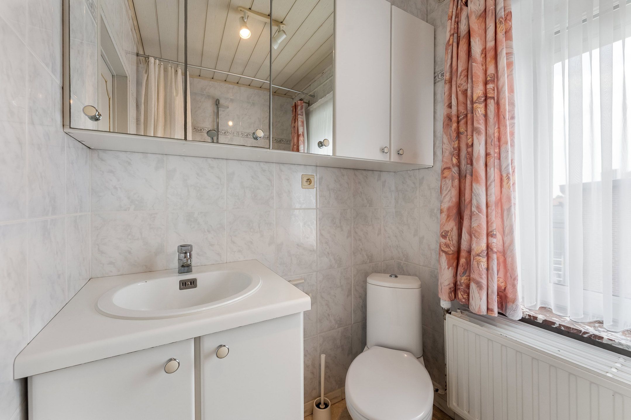 Halfopen woning op 9a40ca te Vlijtingen foto 17
