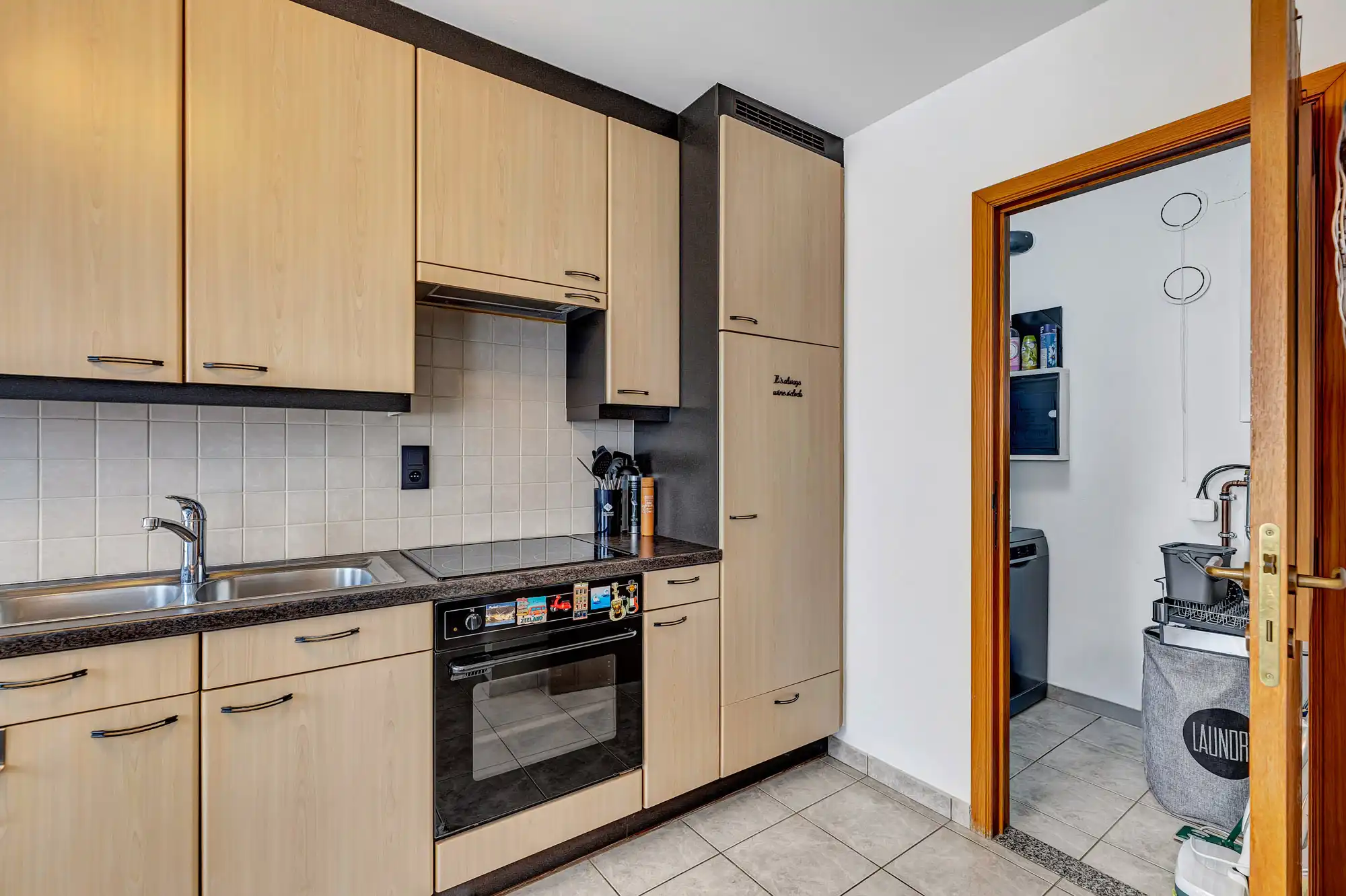 Instapklaar, centraal gelegen appartement met garage foto 10