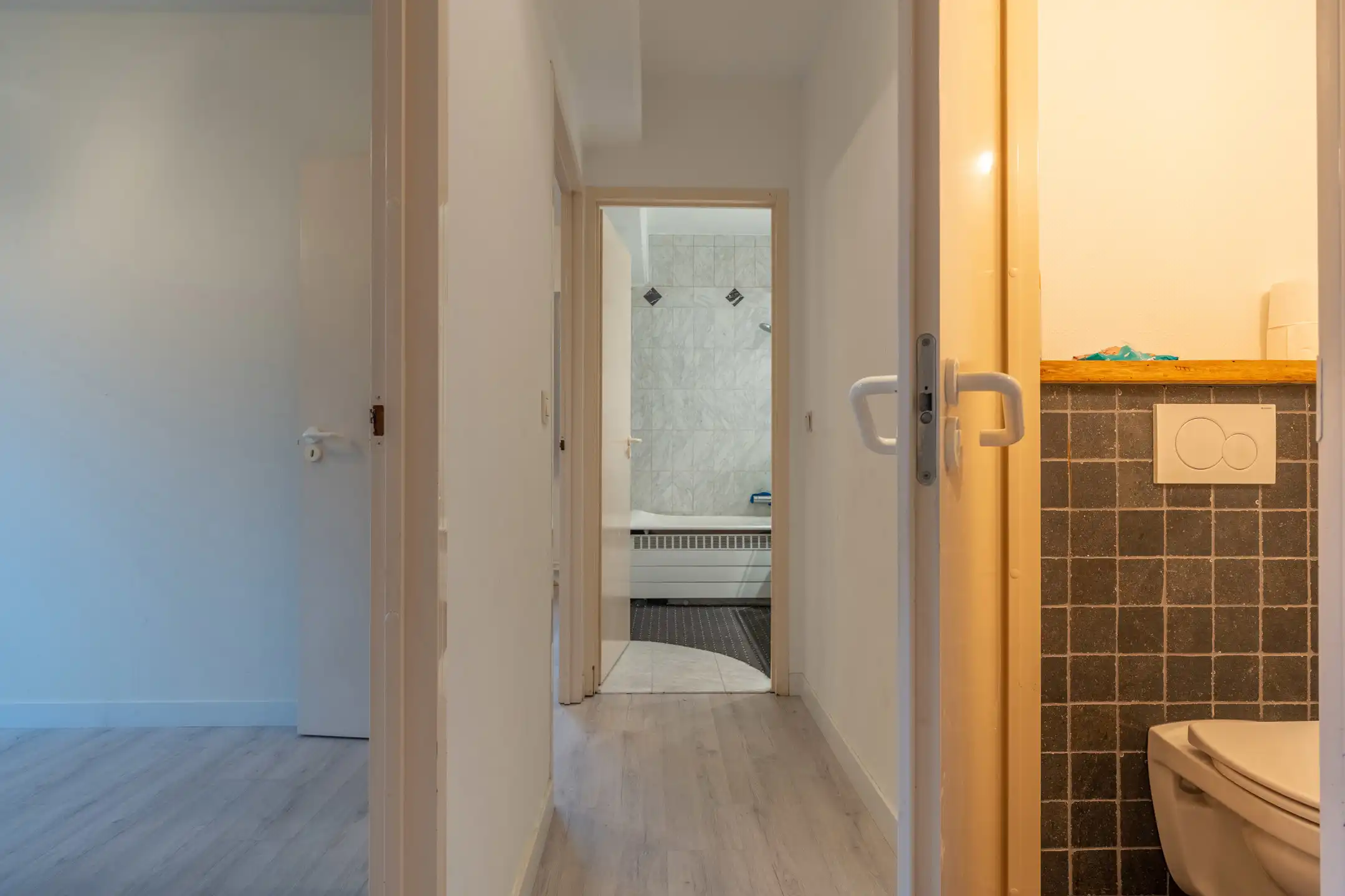 Ruim 3 slaapkamerappartement met terras te Turnhout. foto 16