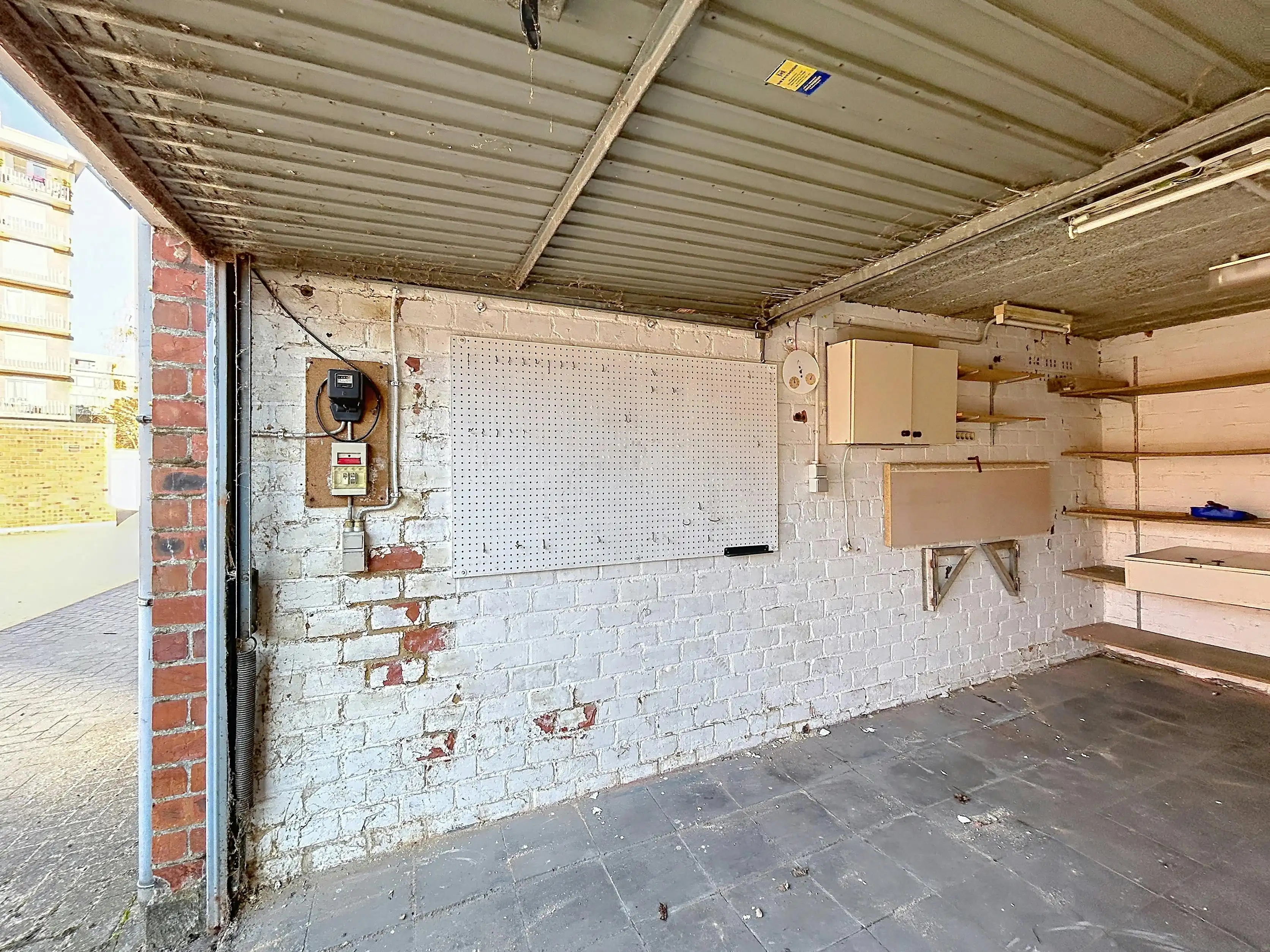 Garagebox te koop in Merksem op toplocatie foto 4