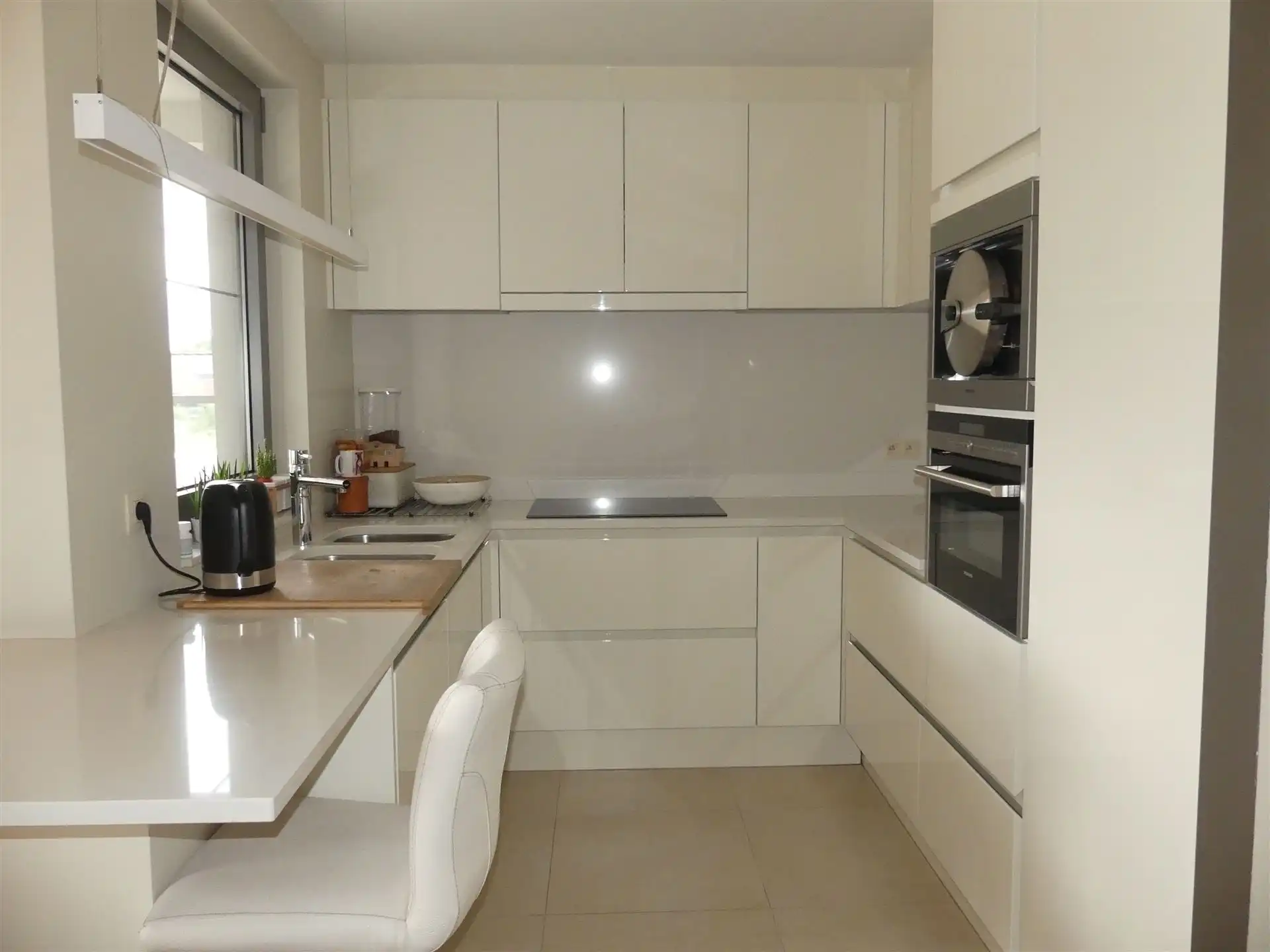 Topligging ! Appartement met 3 slaapkamers, staanplaats en kelder! foto 9