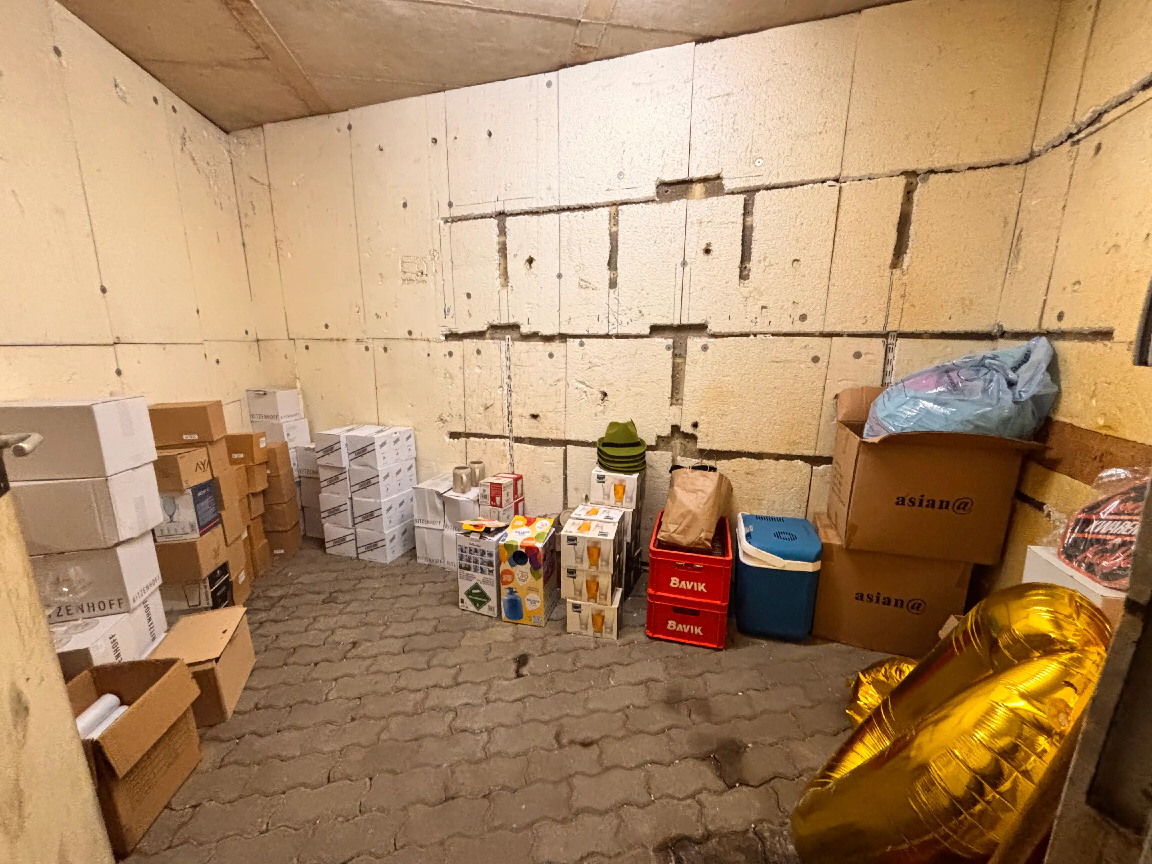 Garage en kelderberging te huur, Genk foto 2
