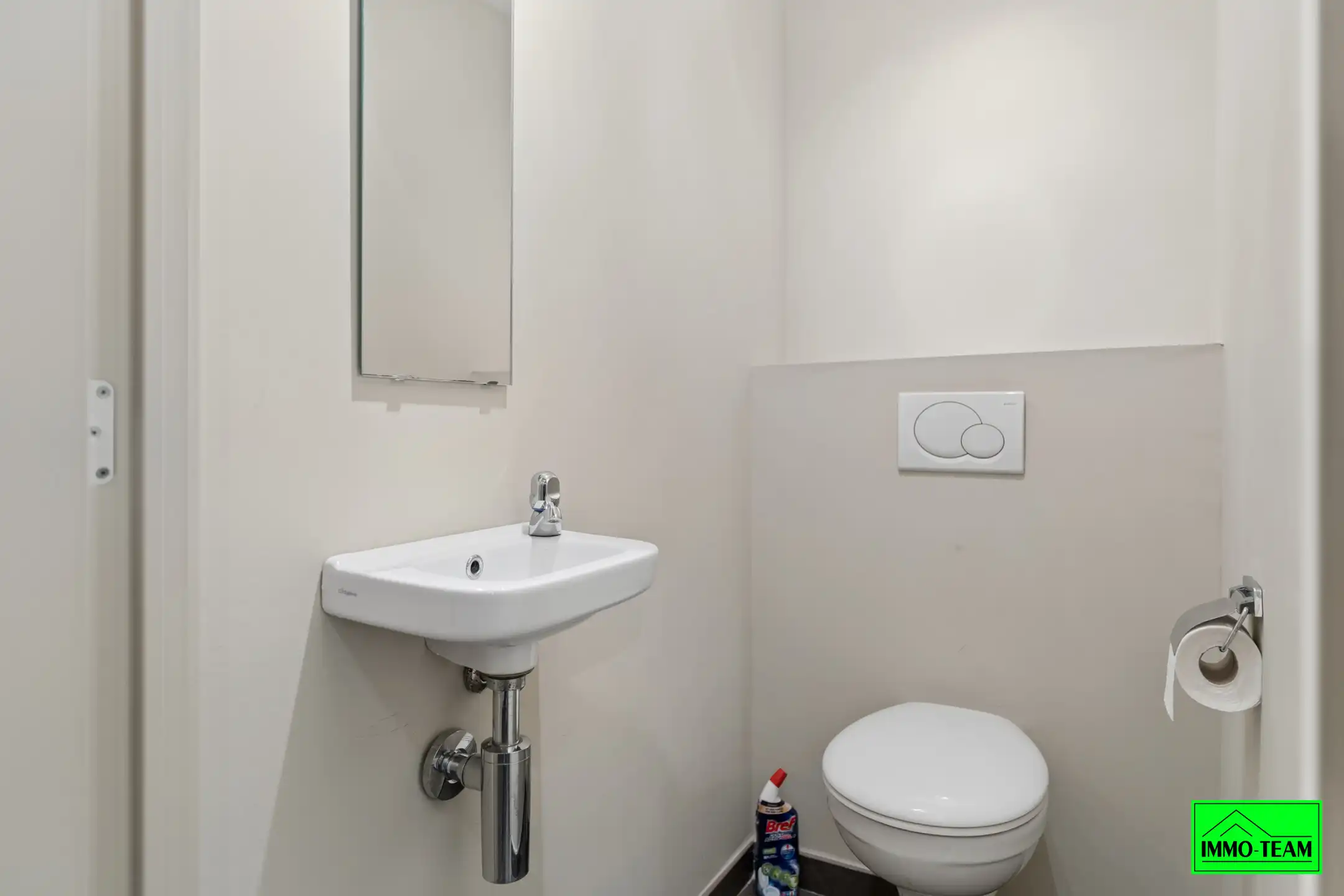 Rustig gelegen gelijkvloers appartement met 2 slaapkamers foto 11