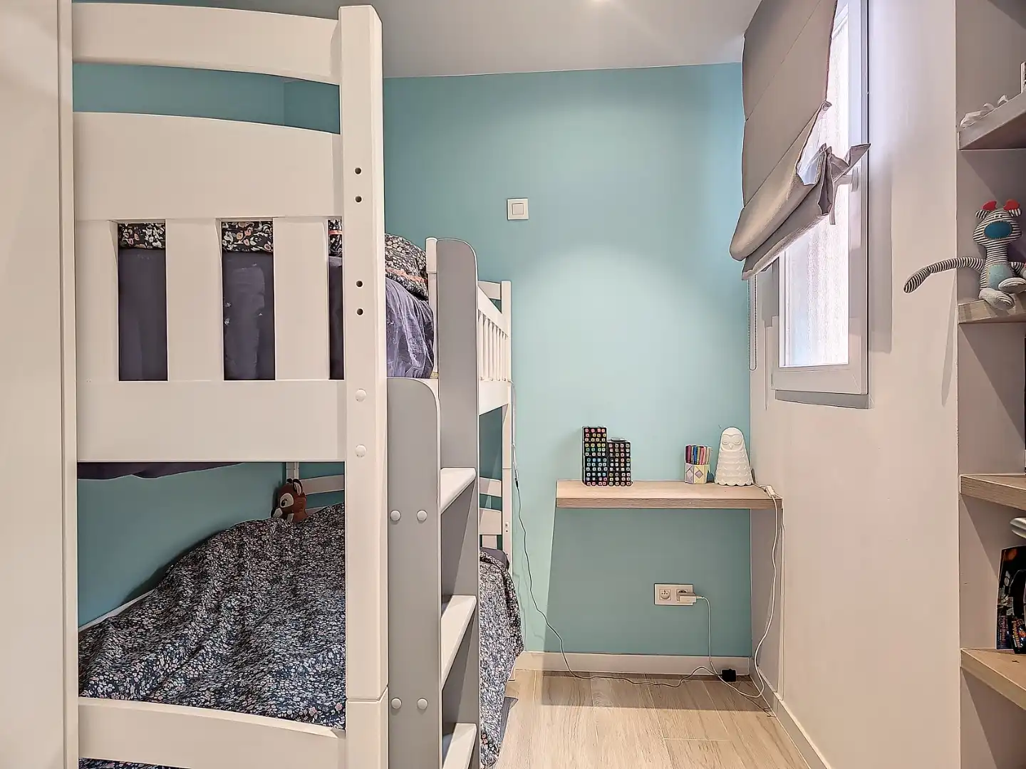 Prachtig gerenoveerd 3  slaapkamer appartement met frontaal zeezicht te Nieuwpoort-Bad foto 8