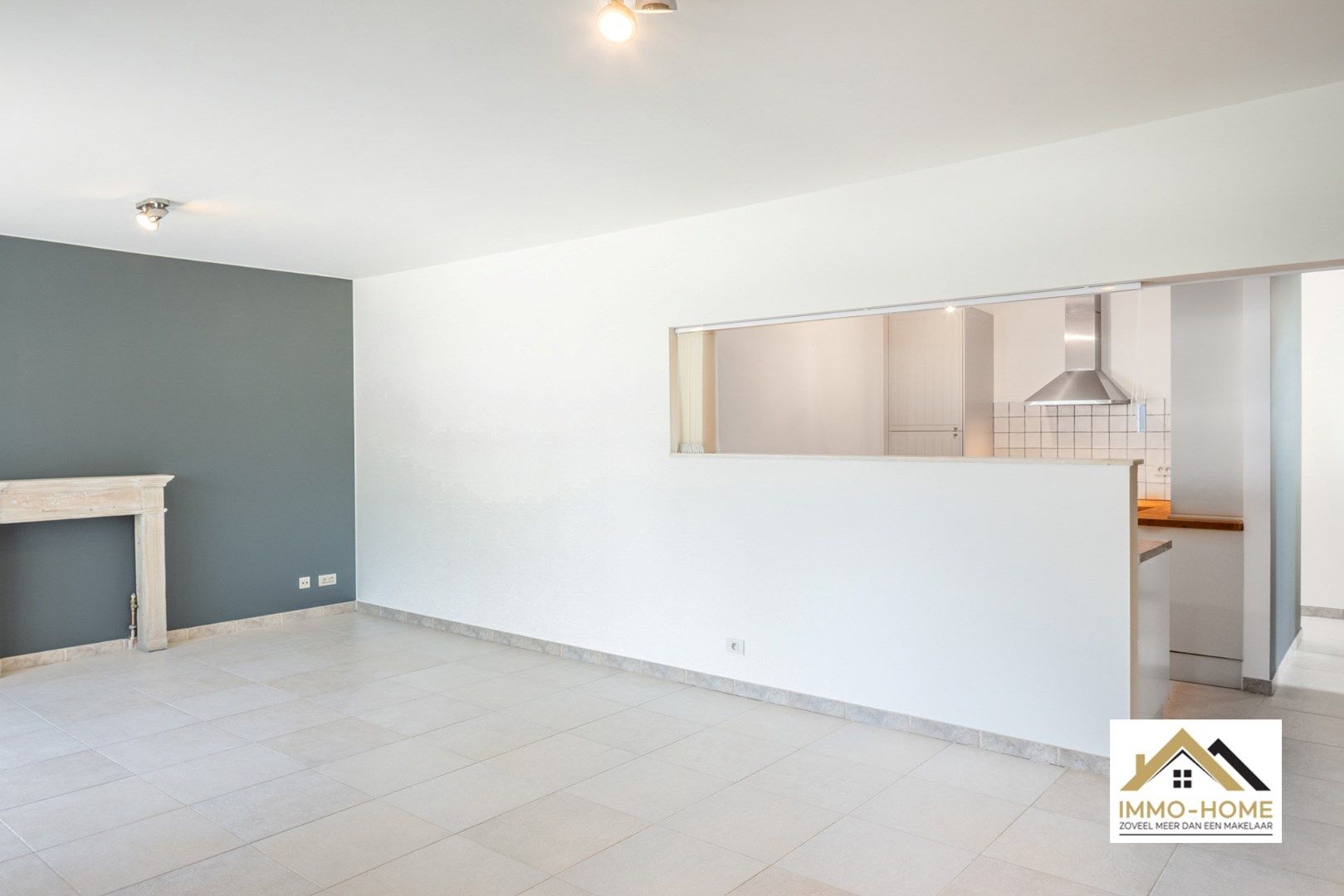 Eigendom( 2 appartementen) met loods en bijzonder veel potentieel foto 13