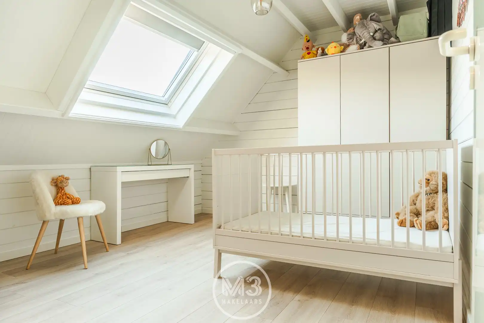 Instapklare open bebouwing met gezellige tuin in Wintam foto 13